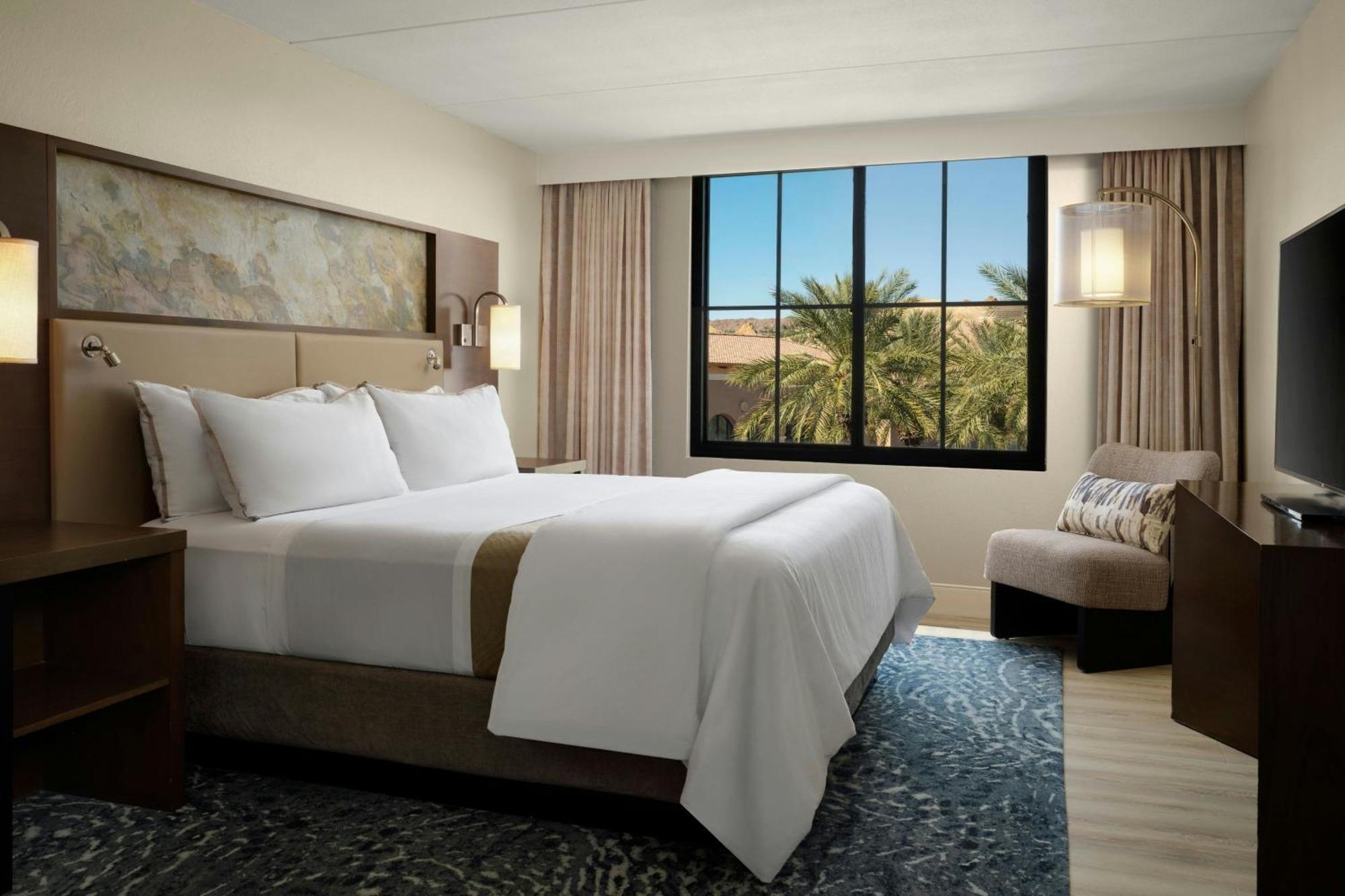 Guest Room 1 King