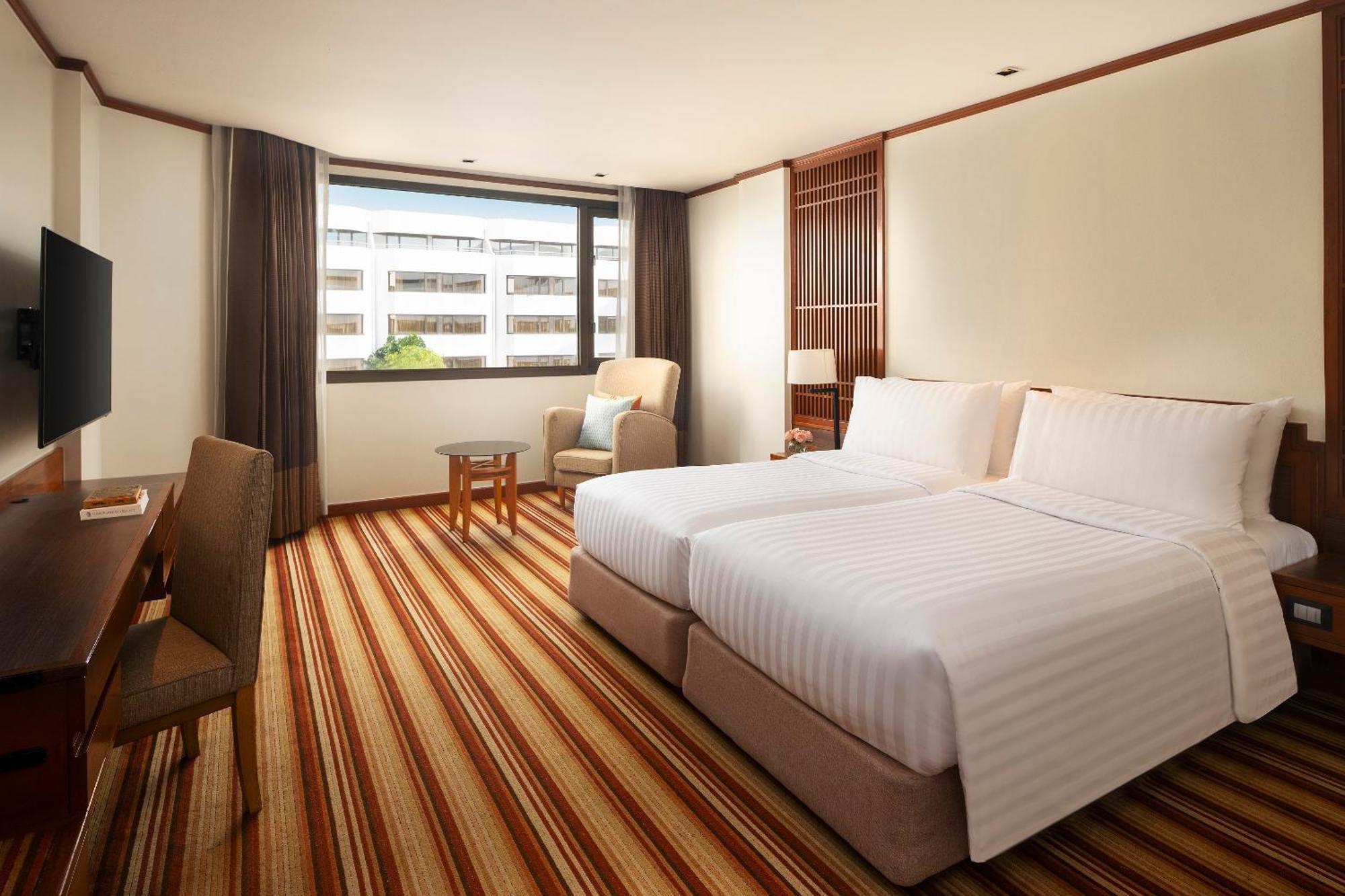 Deluxe Twin Room City View