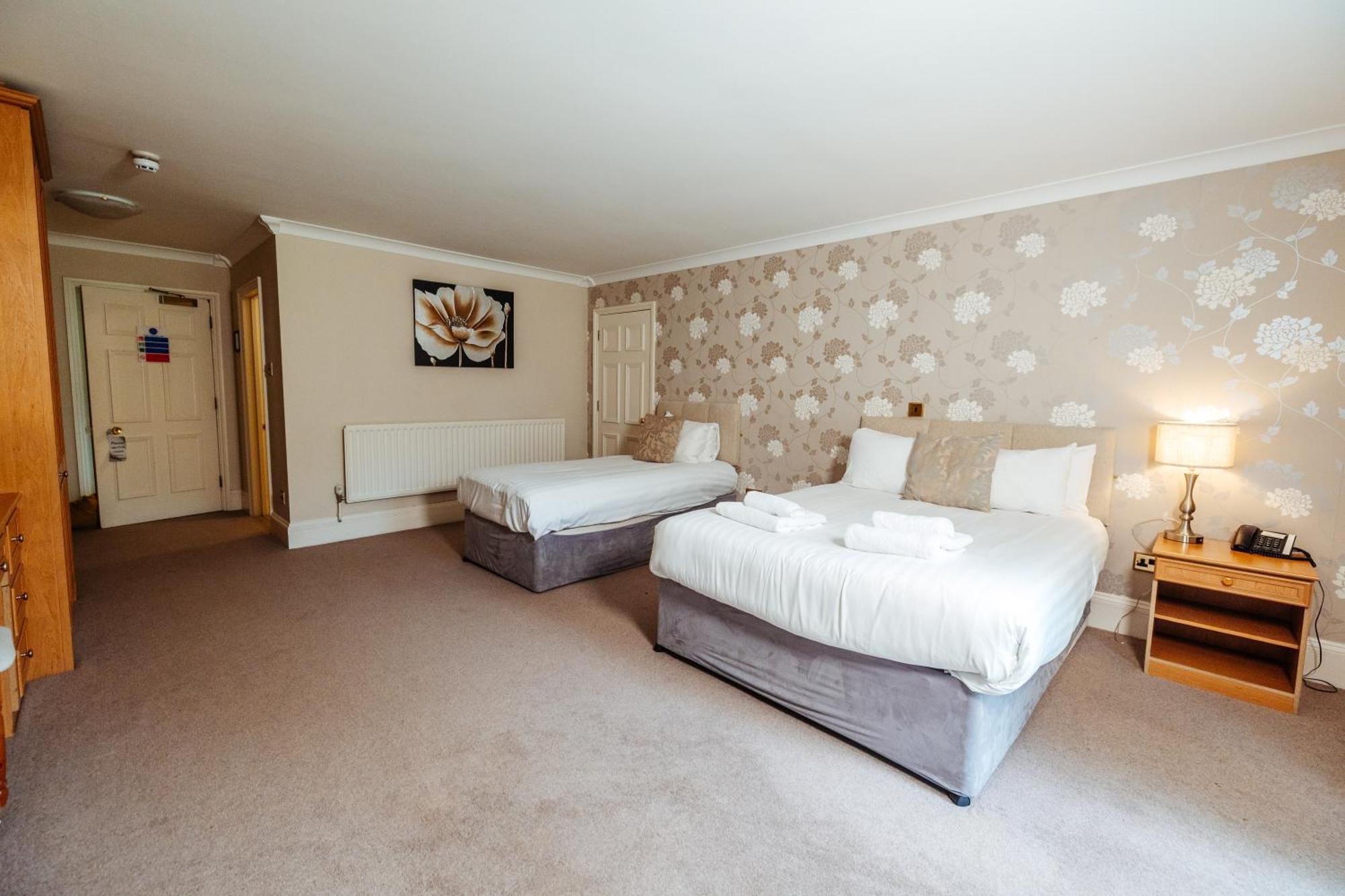 Deluxe Double or Twin Room