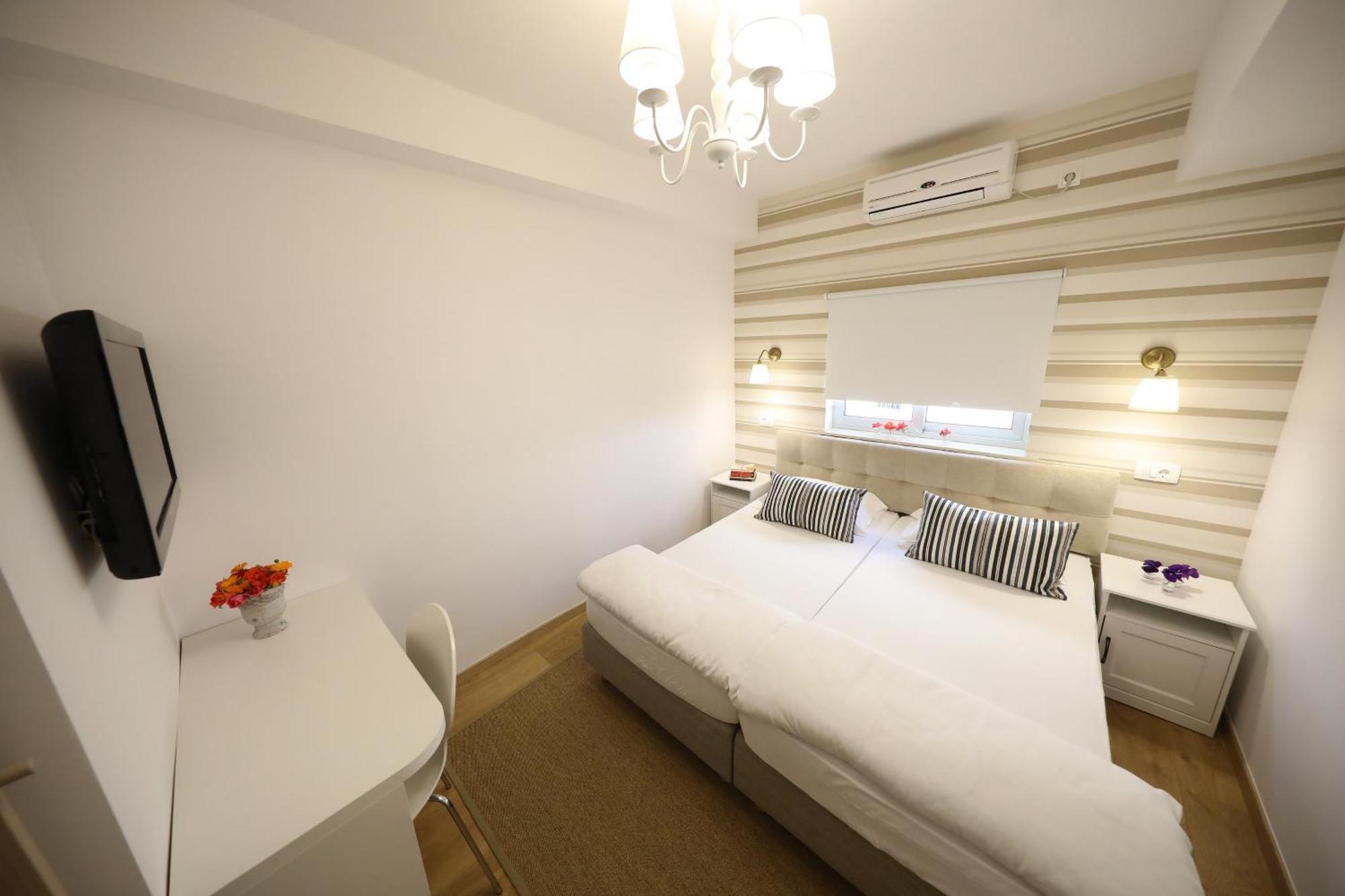 Double or Twin Room without Balcony