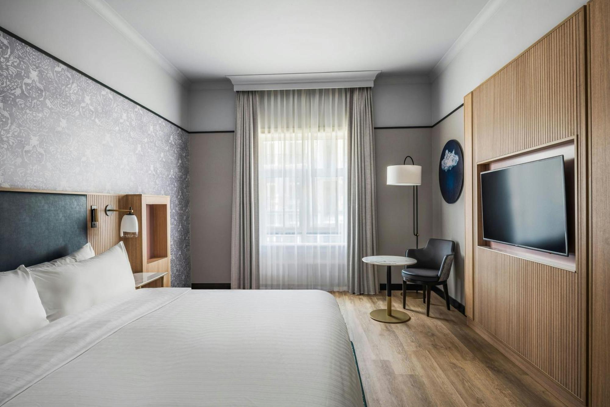 Superior King Room High Floor