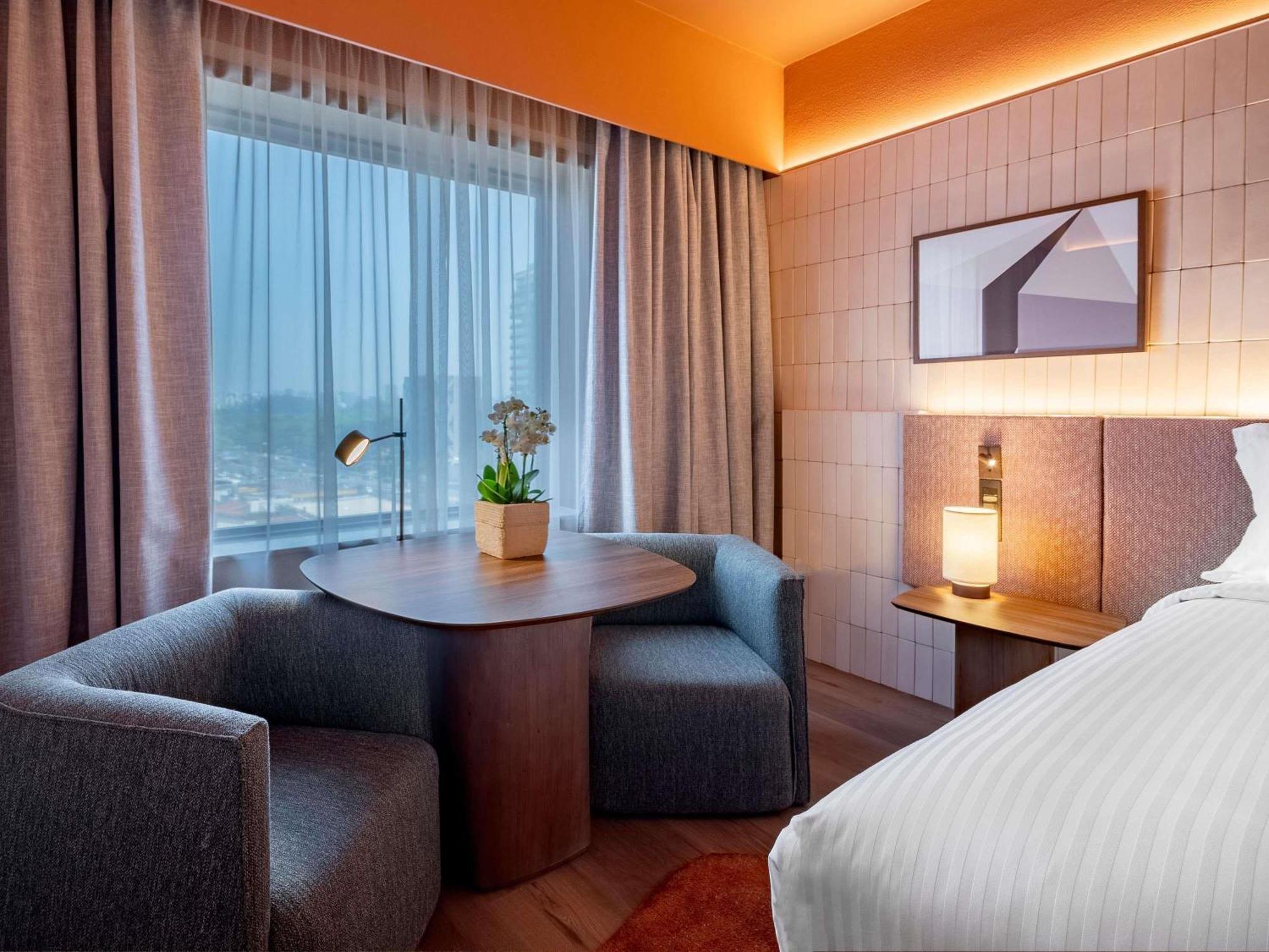 Premium Executive Room Queen Bed