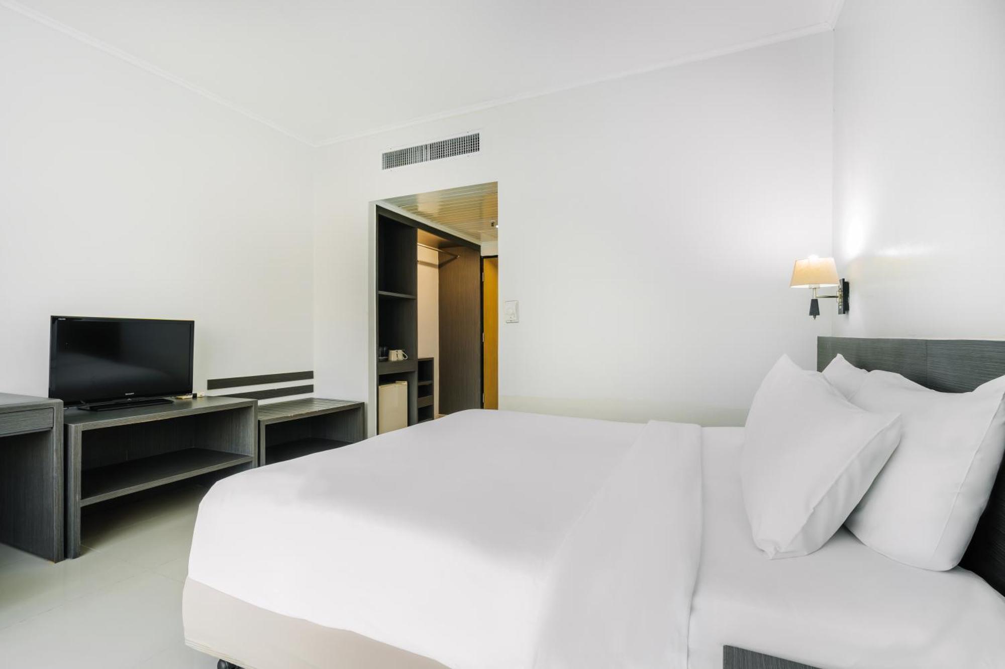 Deluxe Room King