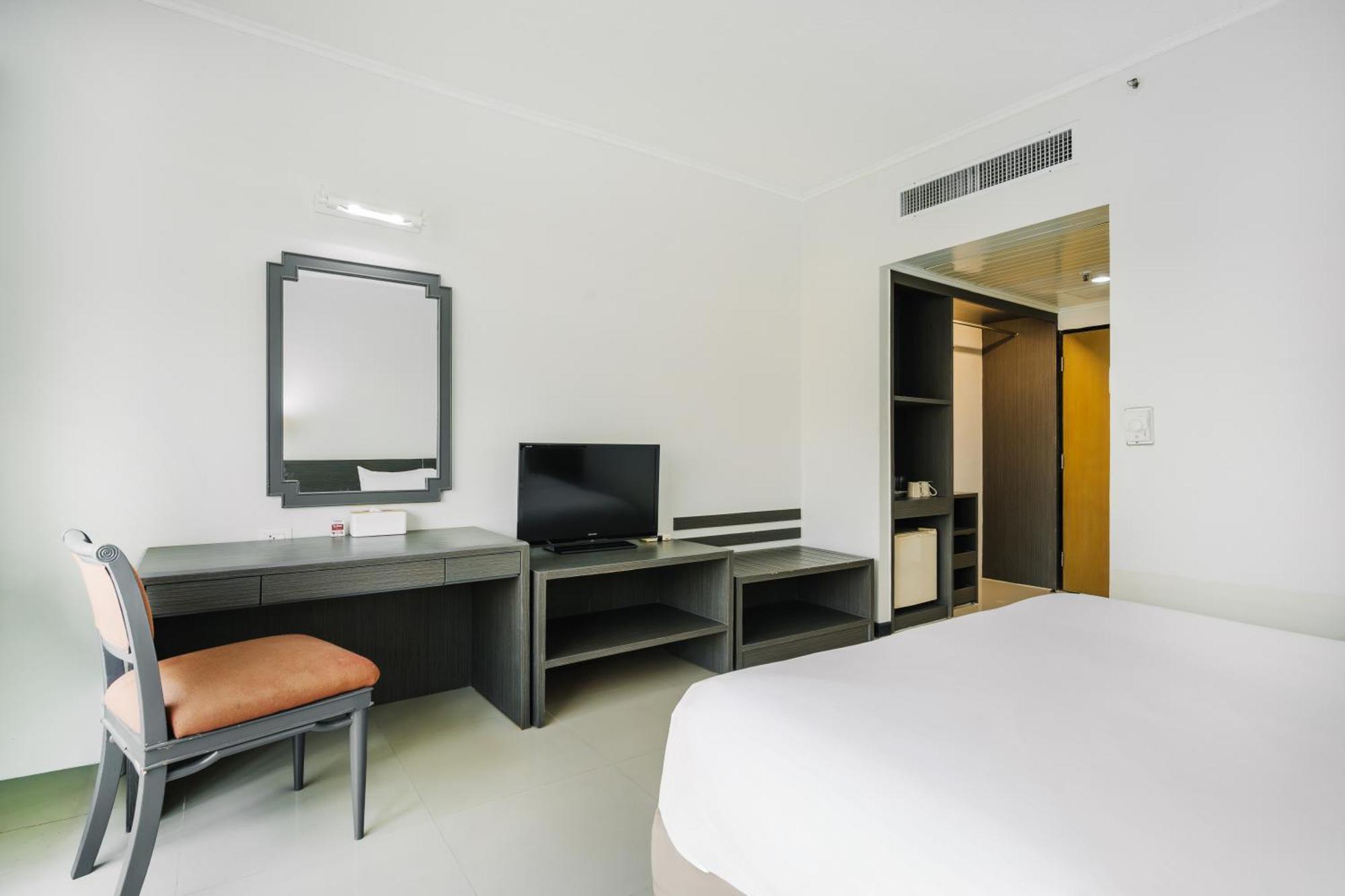 Deluxe Room Twin
