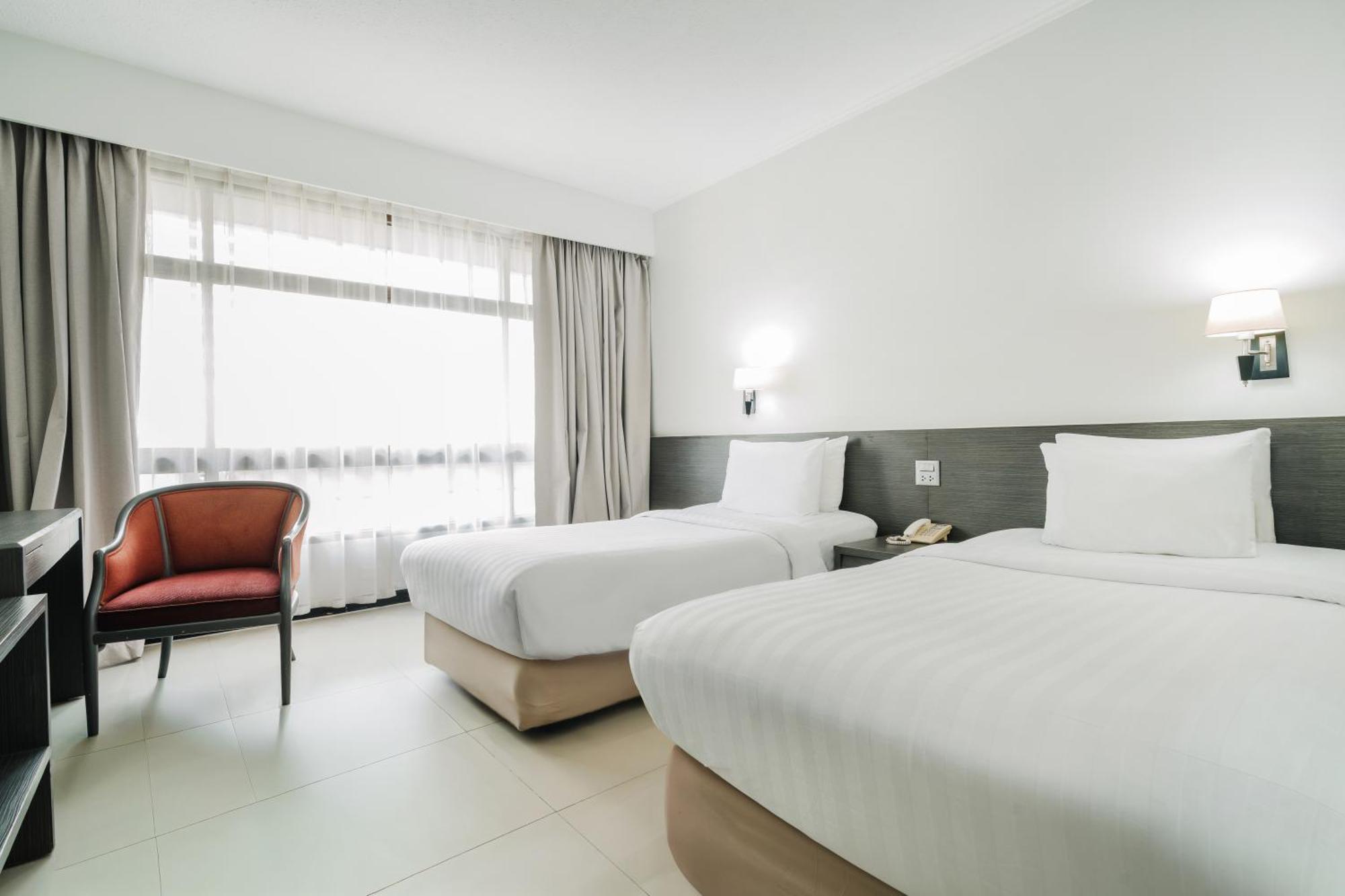 Deluxe Room Twin