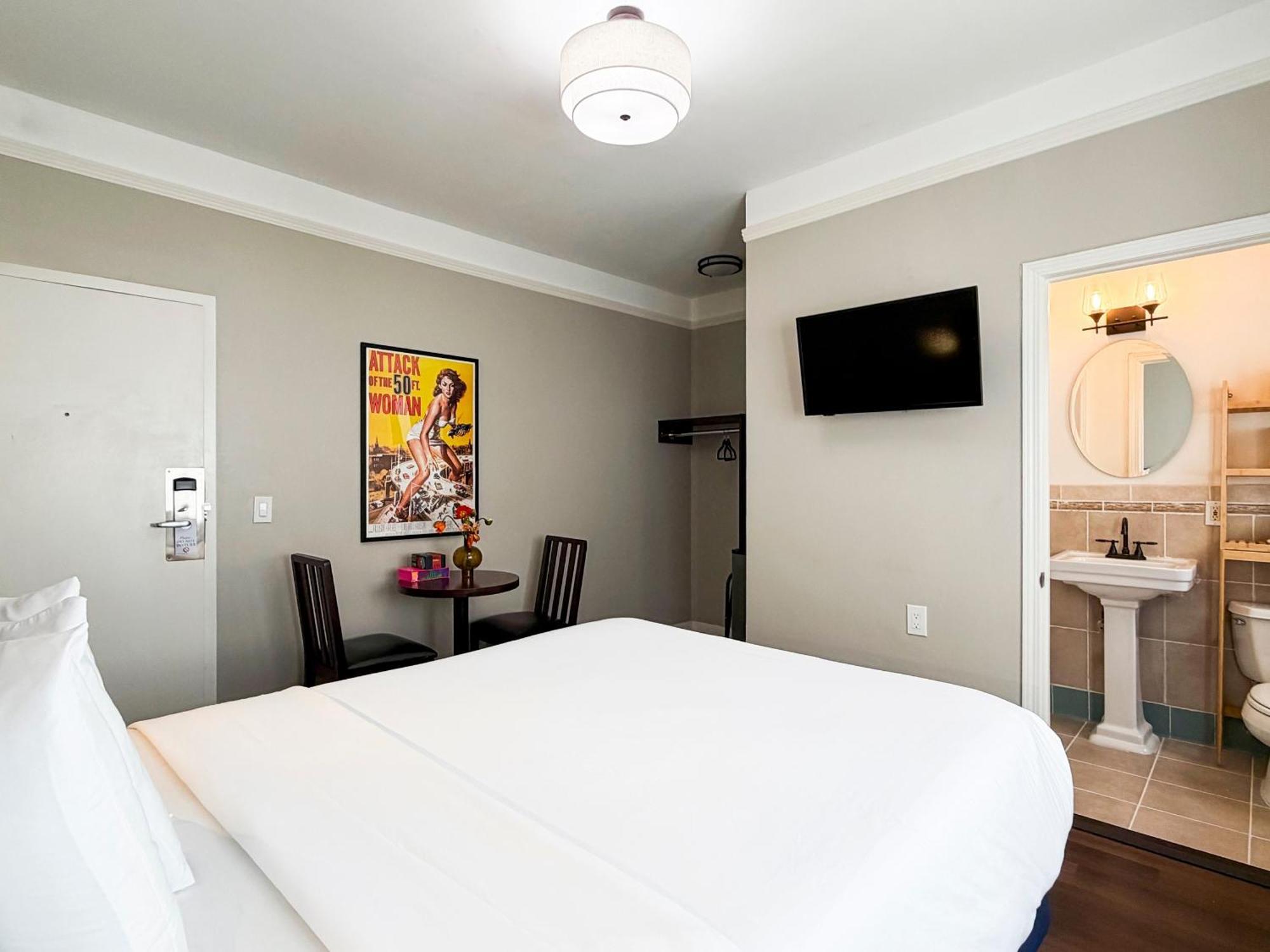 Queen Room