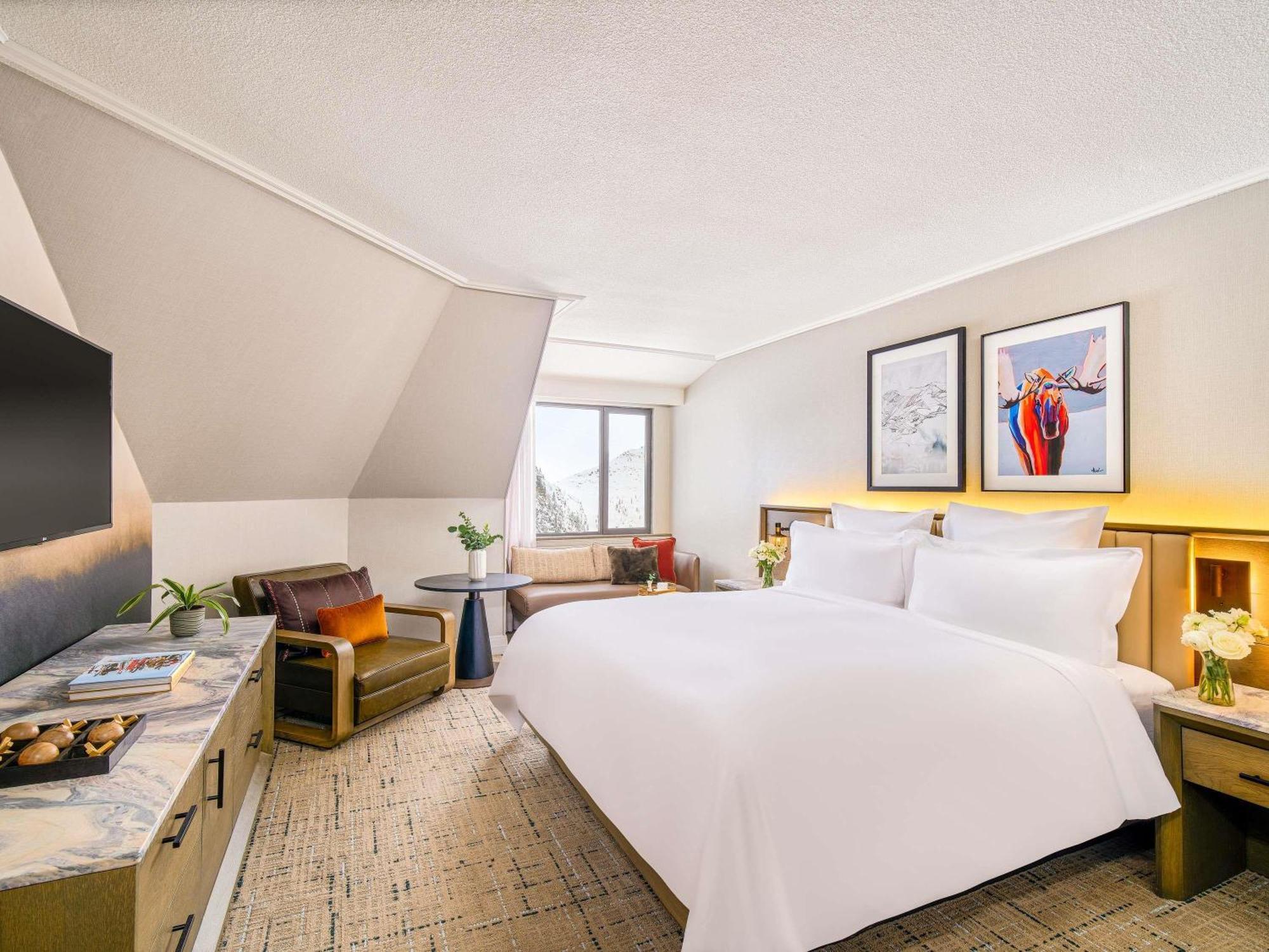 Fairmont Gold King Room with View and Exclusive Lounge Access
