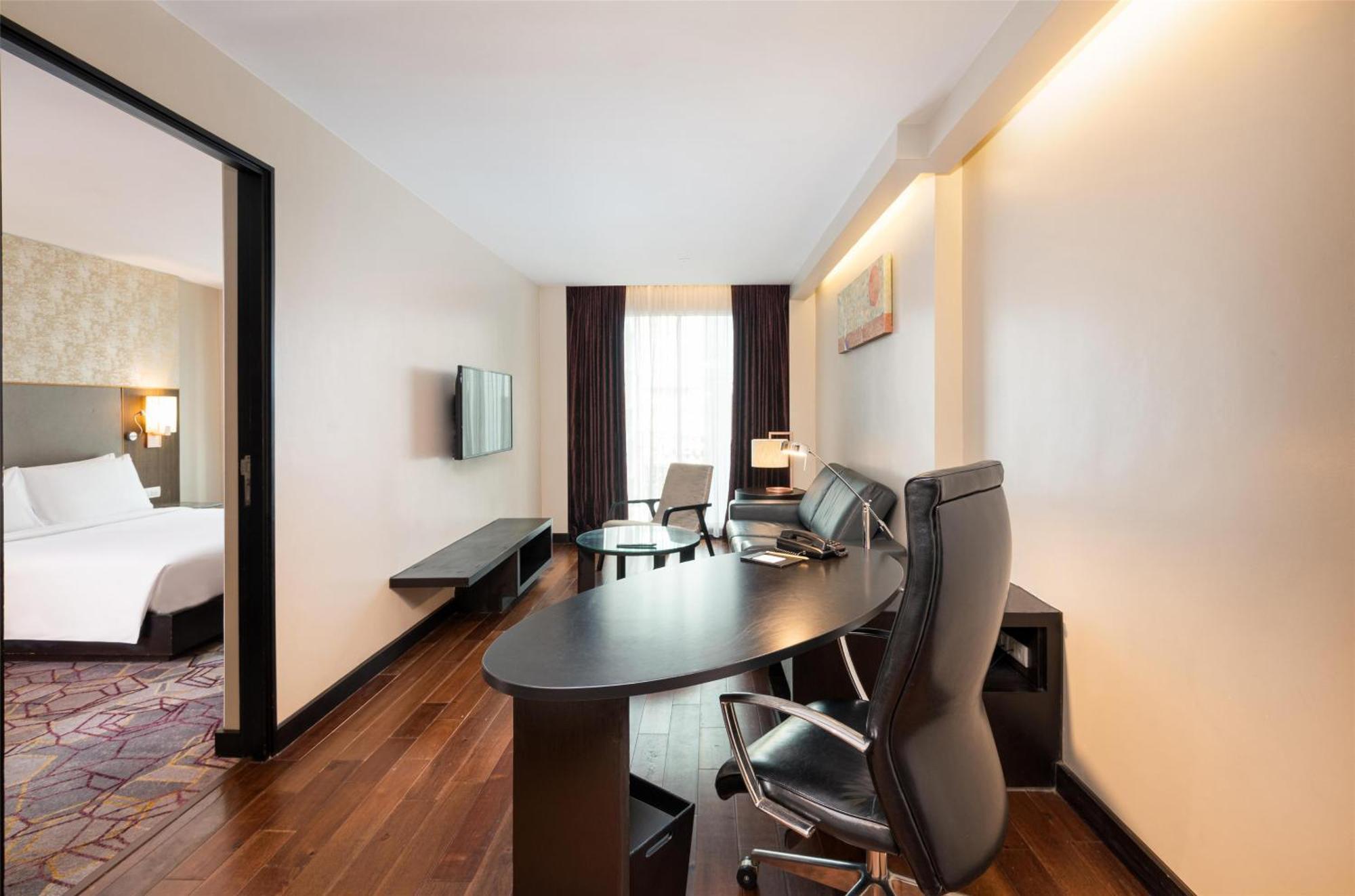 One-Bedroom Suite