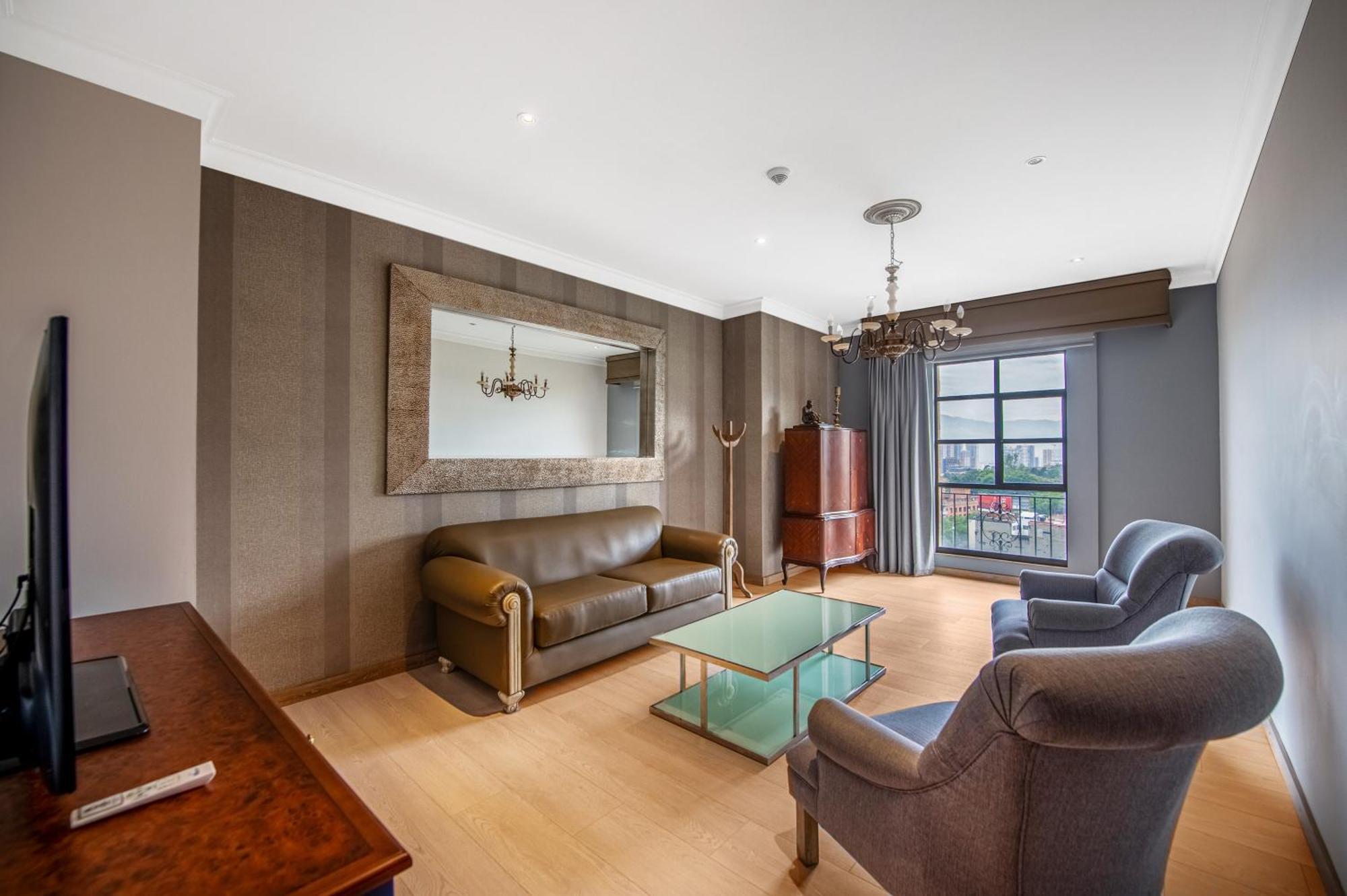 Presidential Suite
