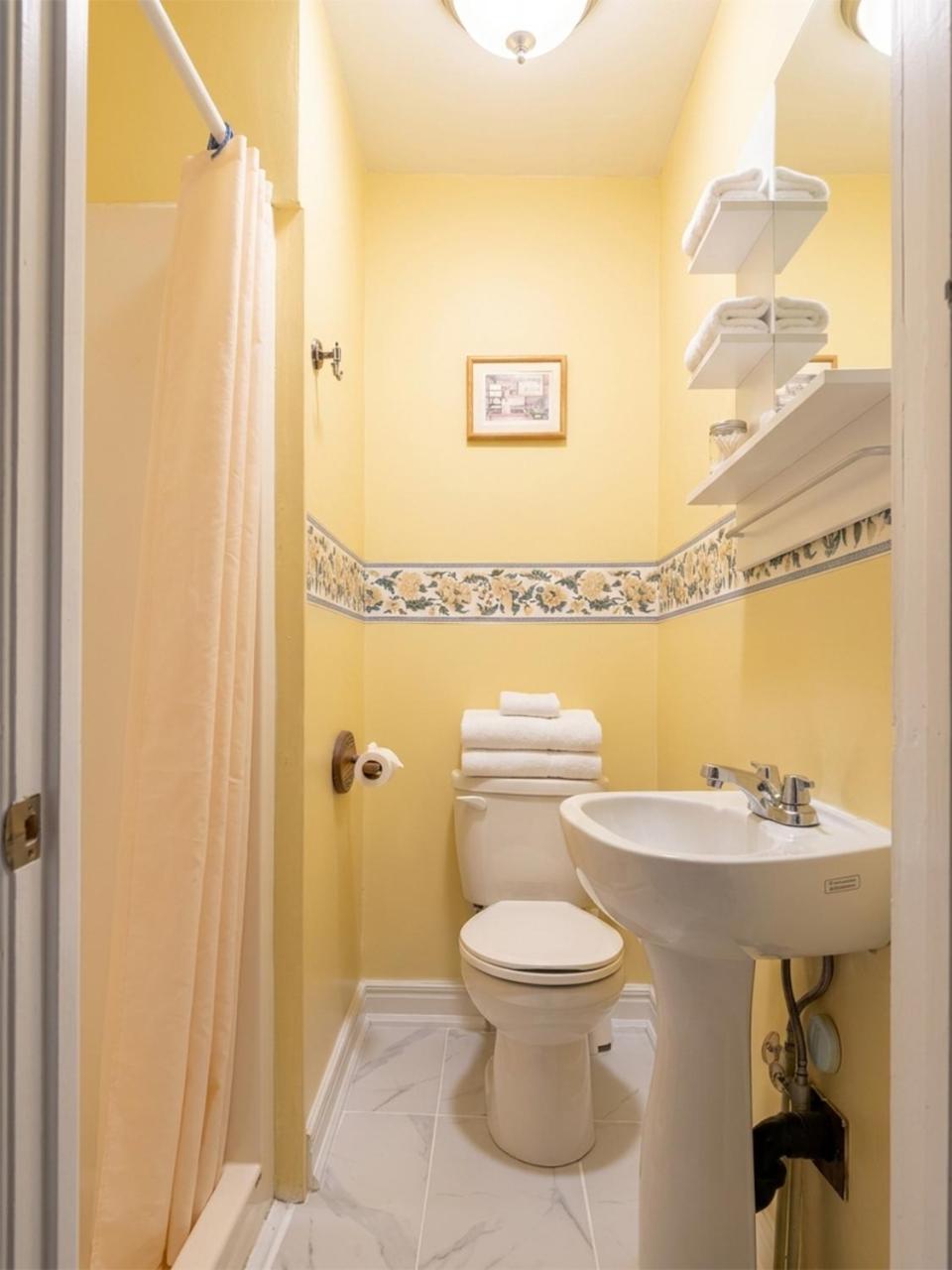 Double Room Private External Bathroom