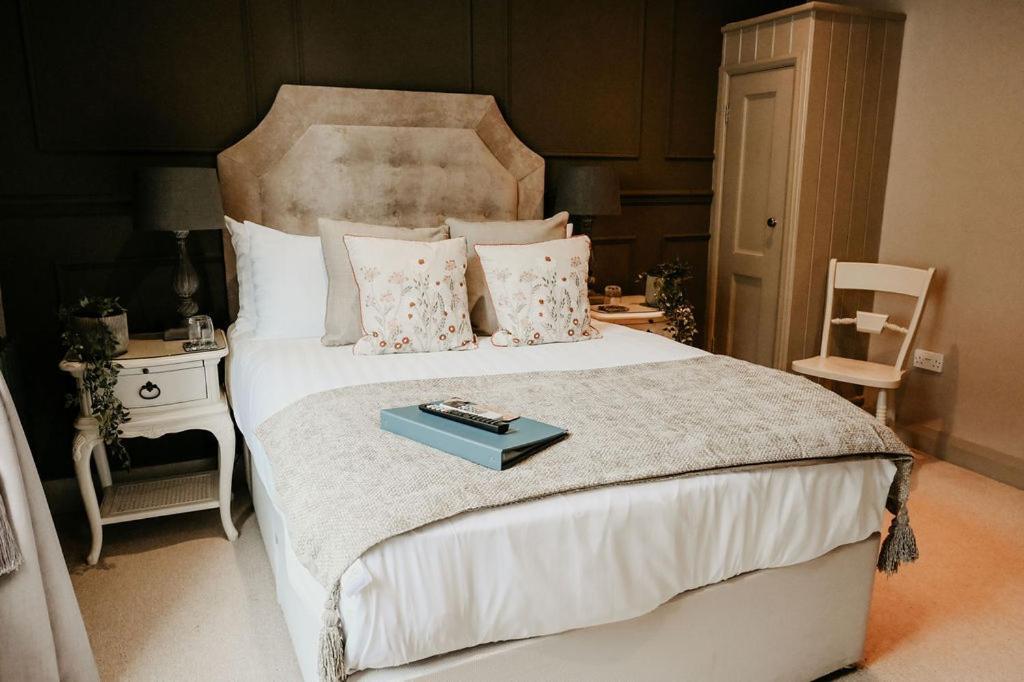 Double Room Private Bathroom