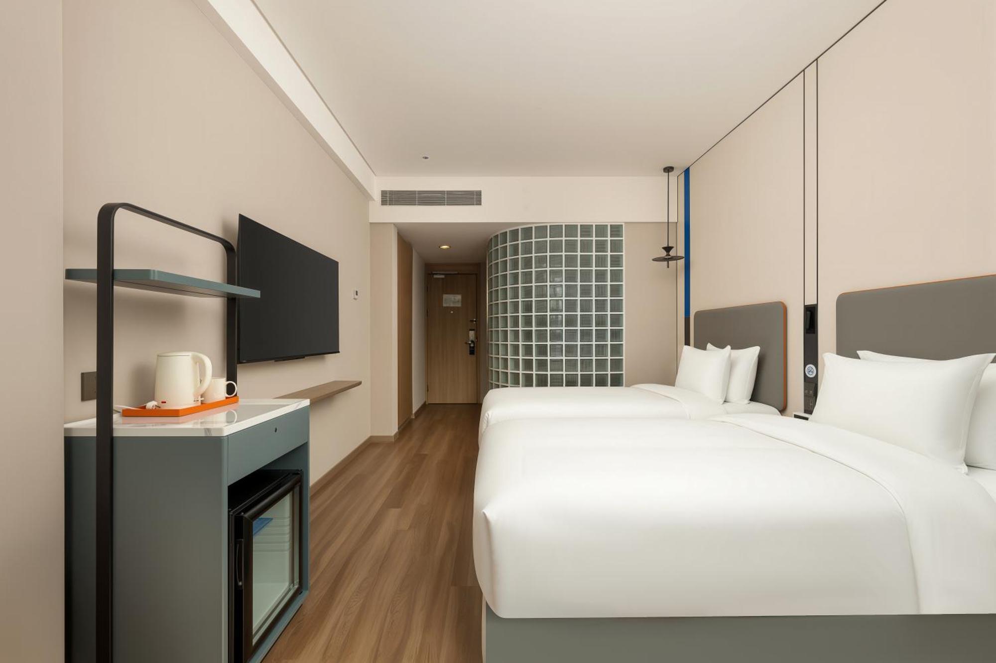 Quarto Twin Standard