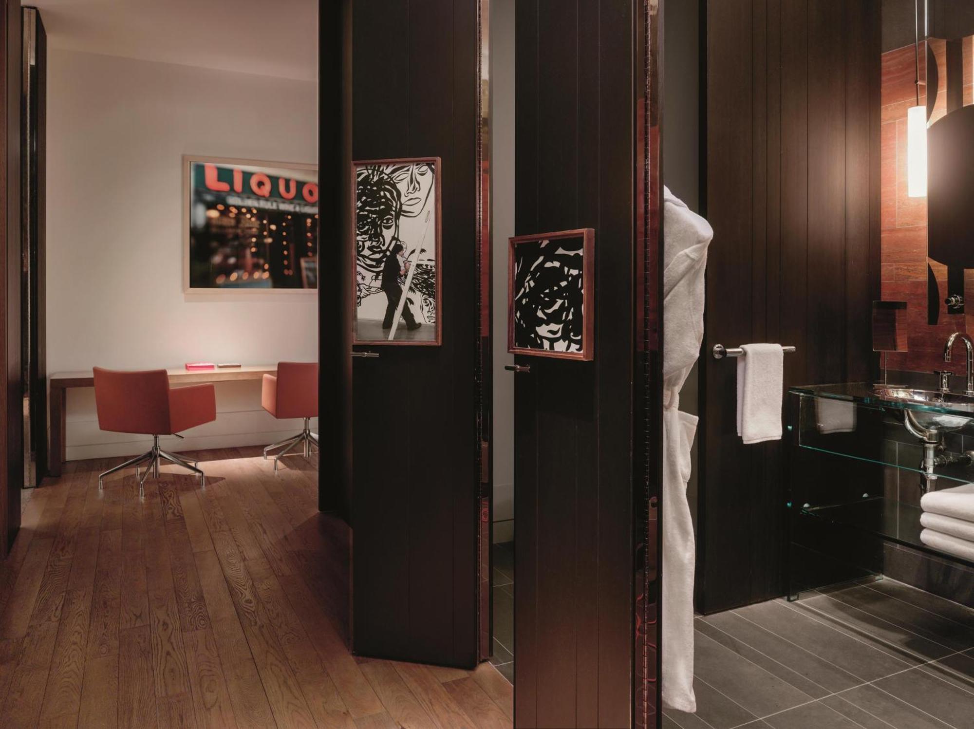 Andaz Suite