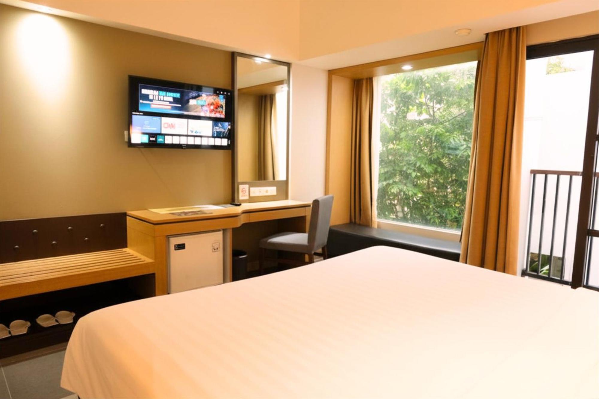 Deluxe Executive Balinese Culture Beach Club Experience