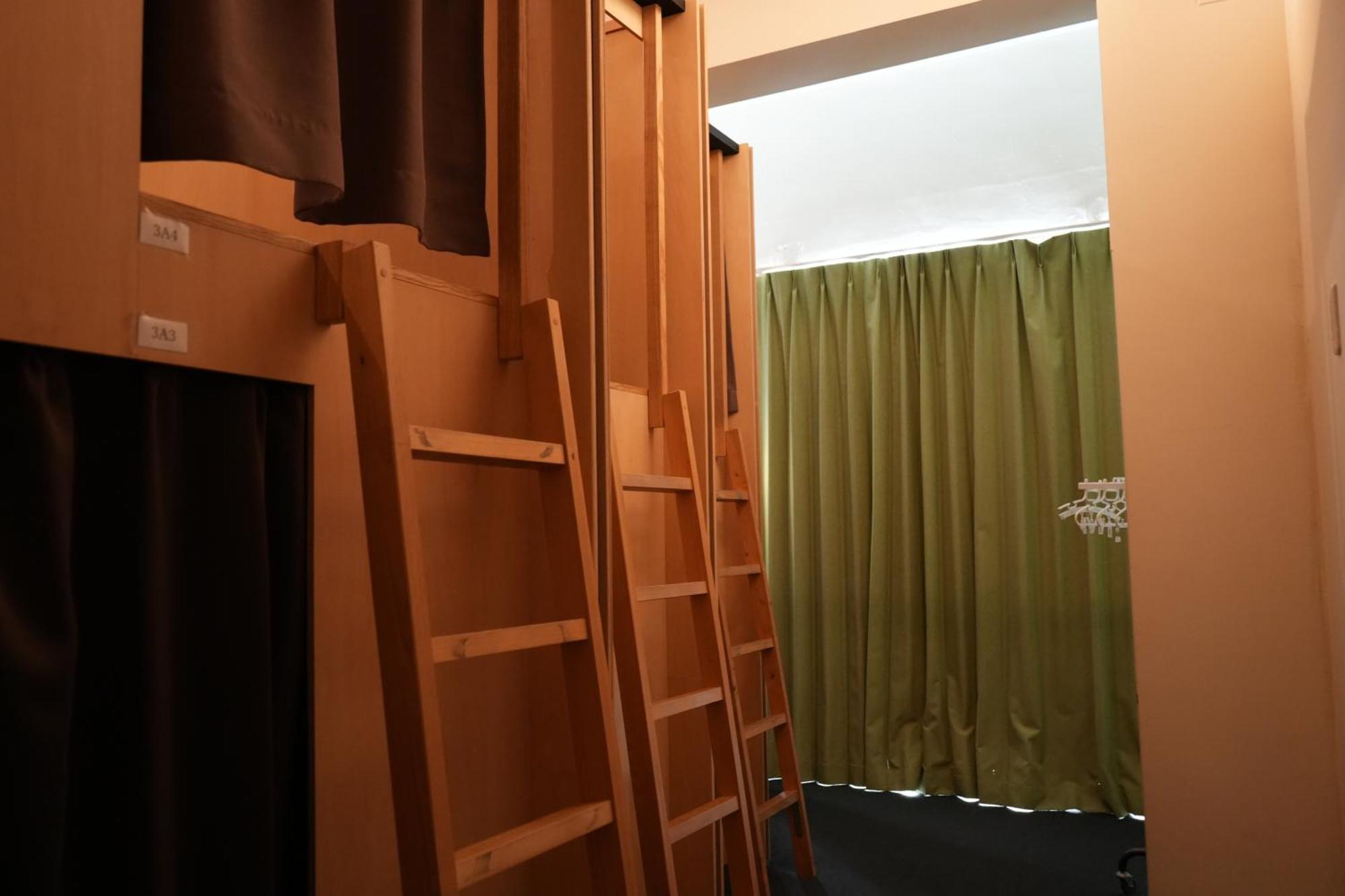 Bunk Bed 12-Bed Female Dormitory Room Non-Smoking,1765331042:JPEG