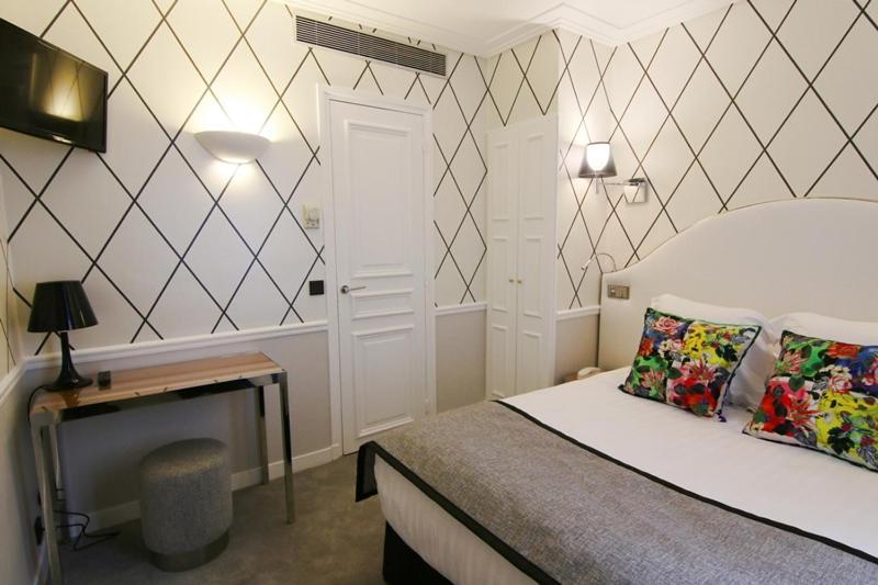 Classic Single Room