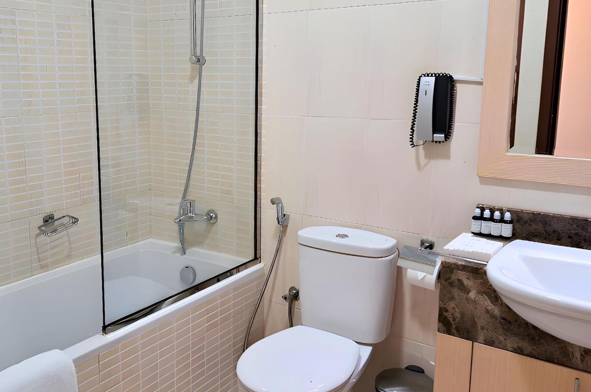 Classic City One-Bedroom Including on F&B