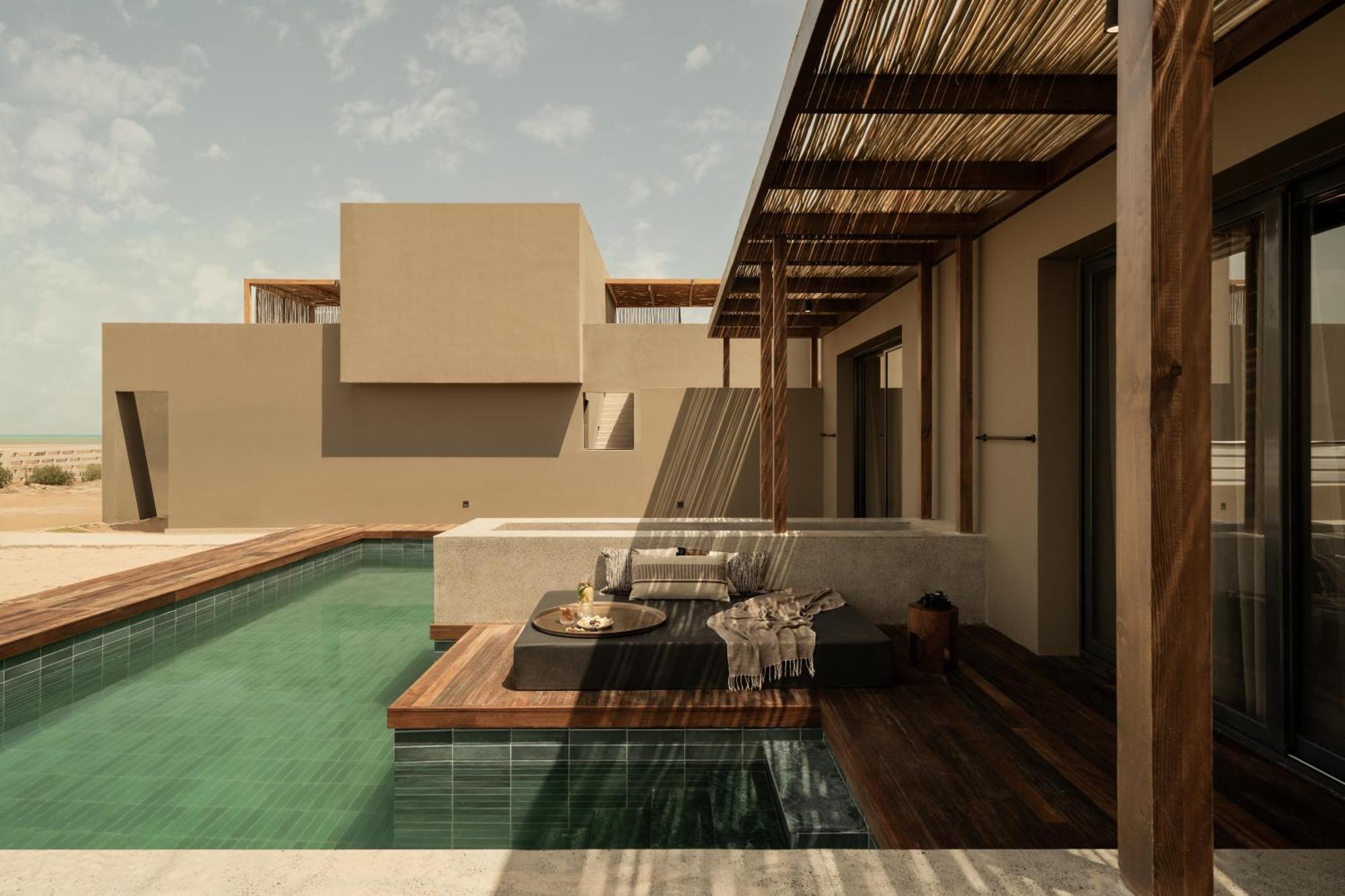 Deluxe Swim-up Junior Suite Twin