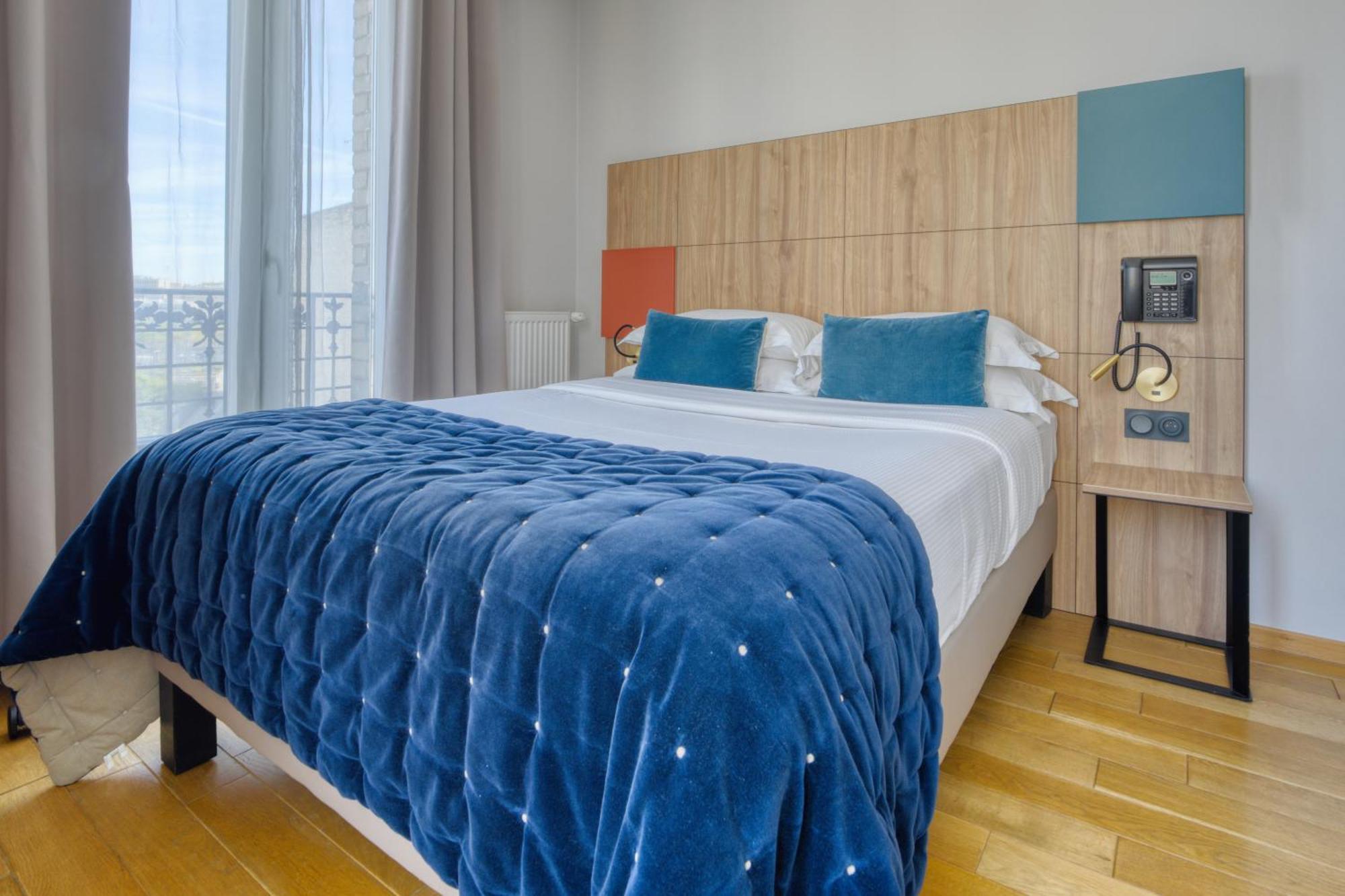 Classic Comfort Room