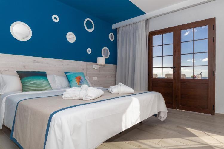 Two-Bedroom Apartment Sea View,1765576950:JPEG