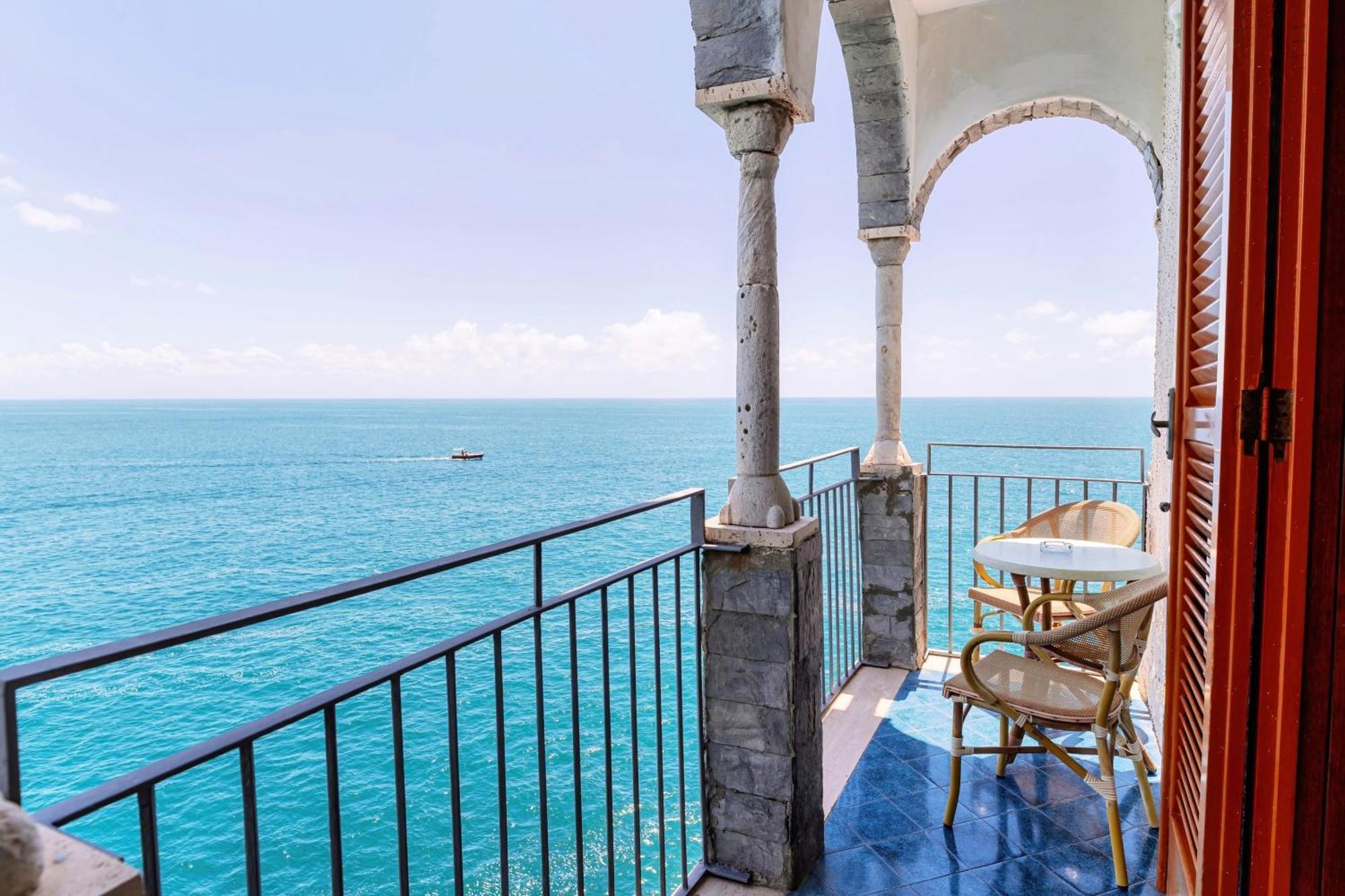 Deluxe Double Room Balcony Sea View