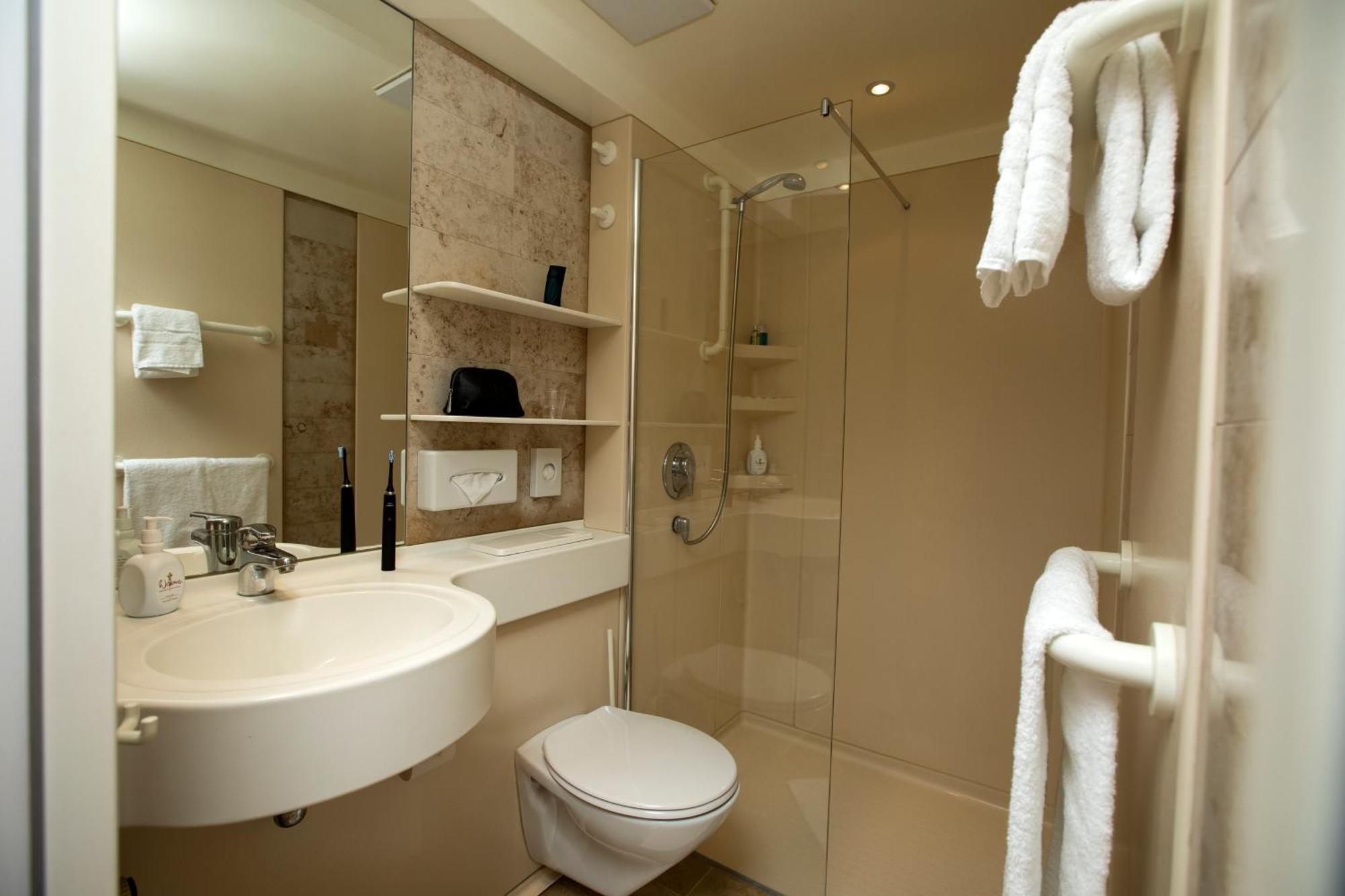 Standard Single Room
