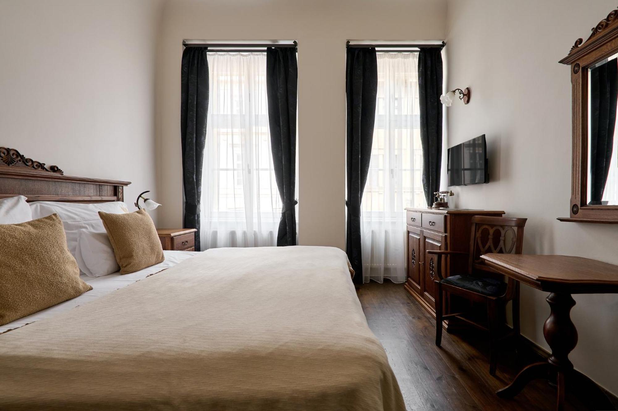 Royal Superior Double Room