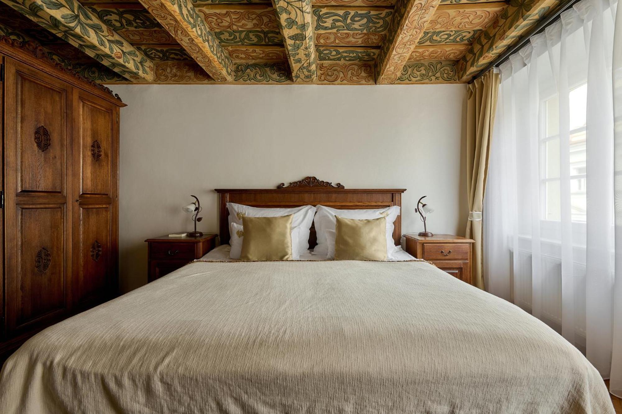Royal Deluxe Double Room