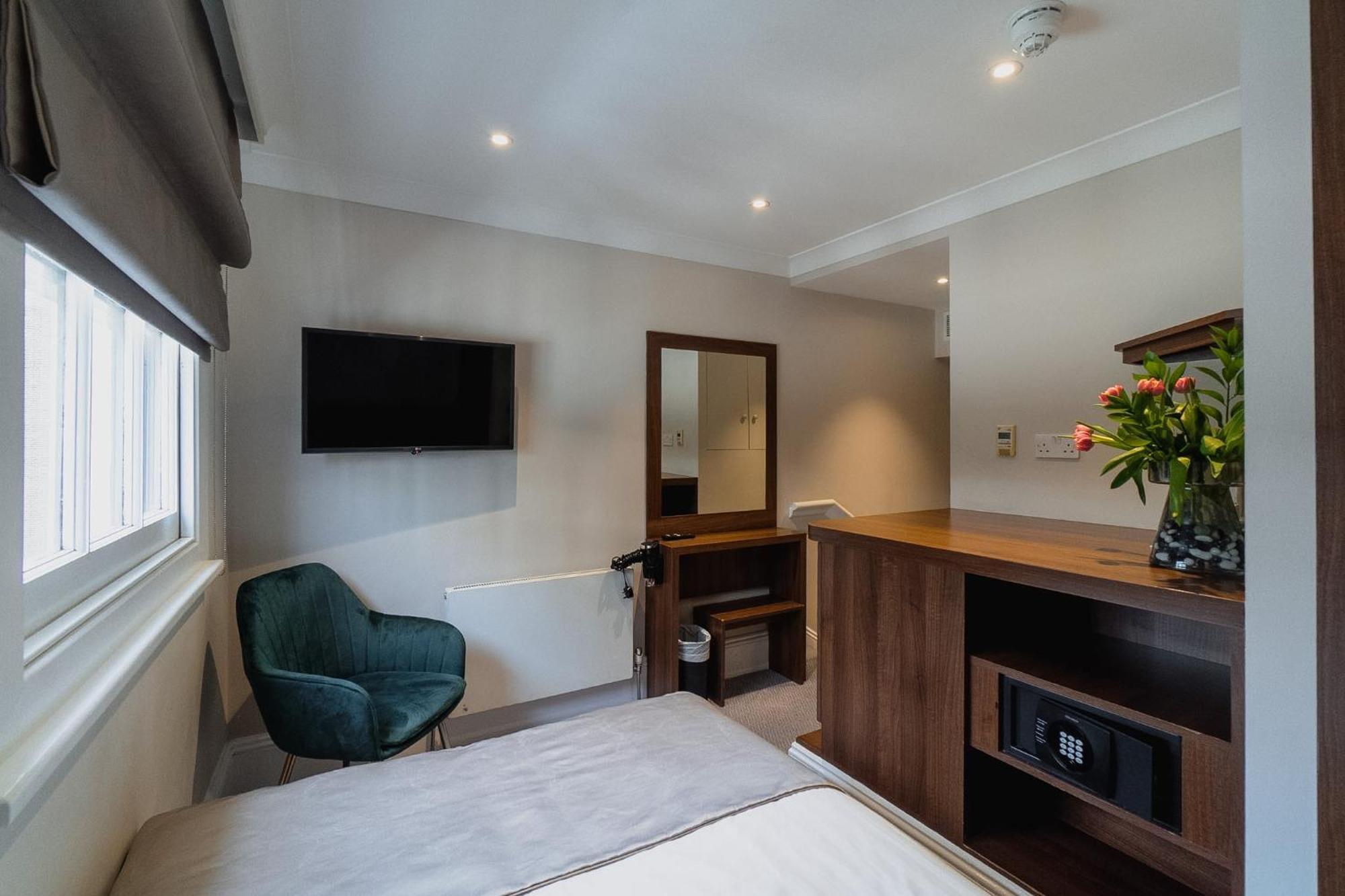 Small Double Room