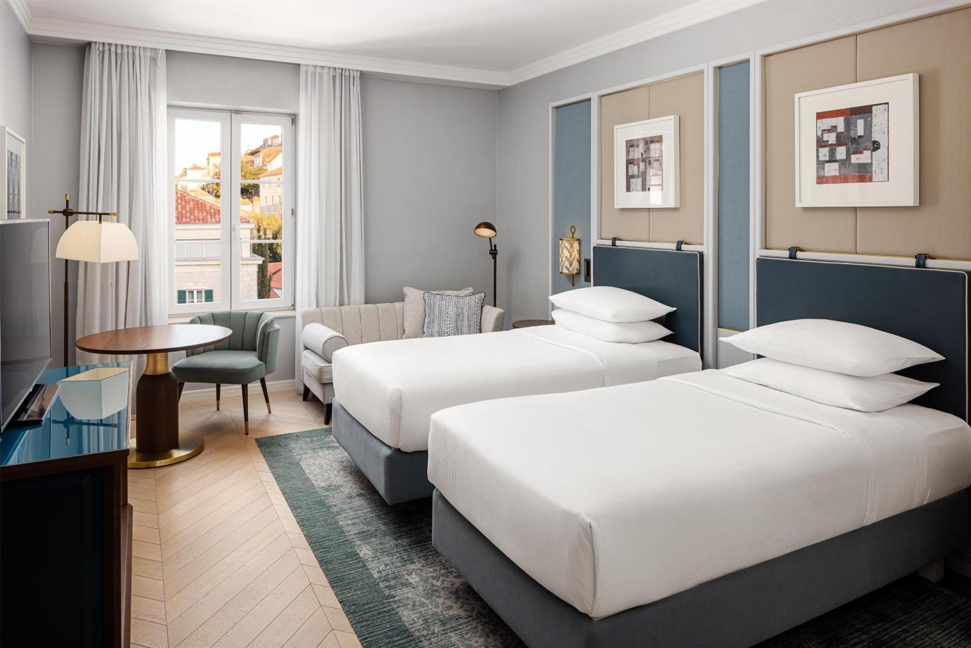 Twin Room,1765812040:JPEG