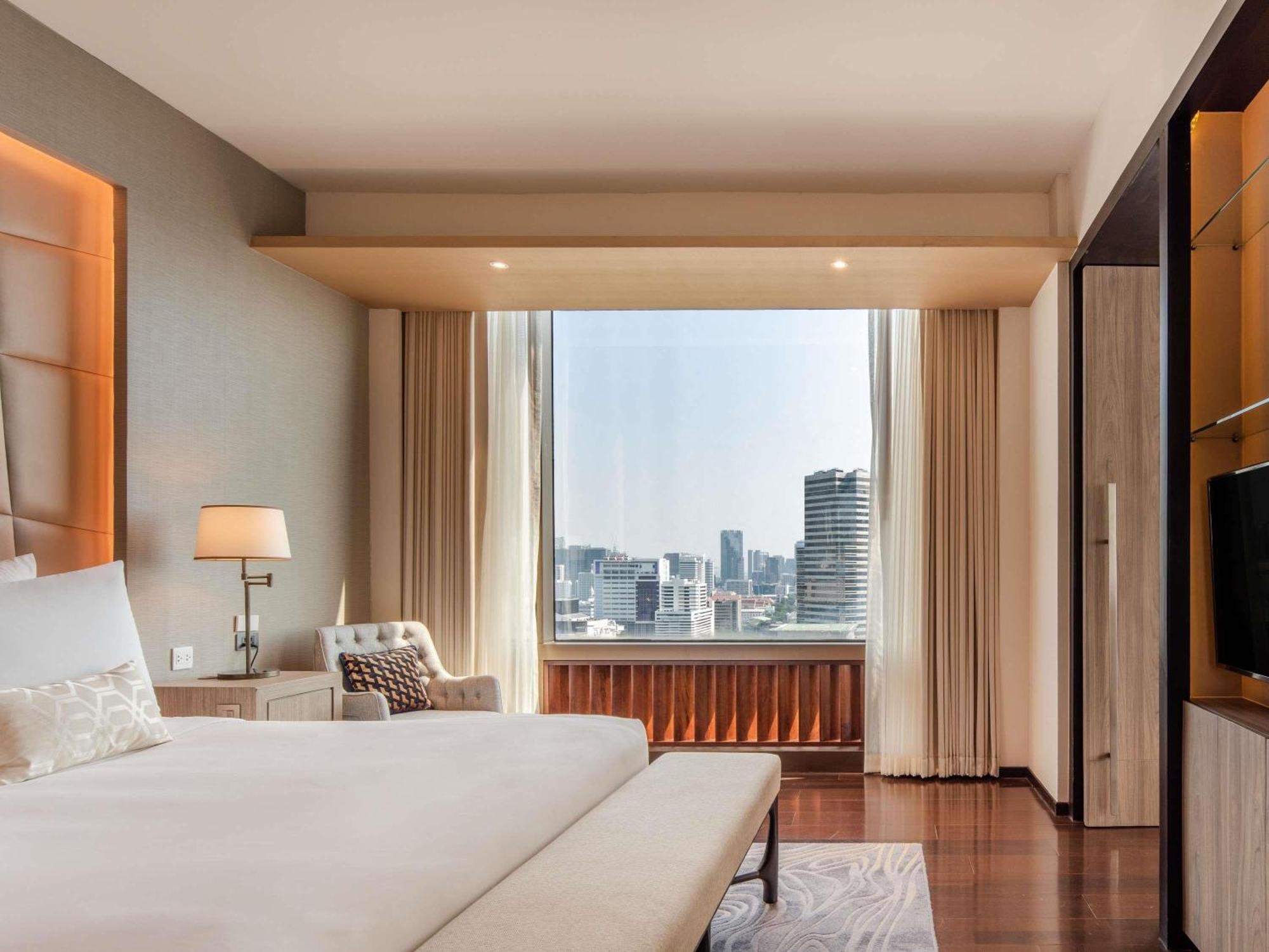 Executive King Suite