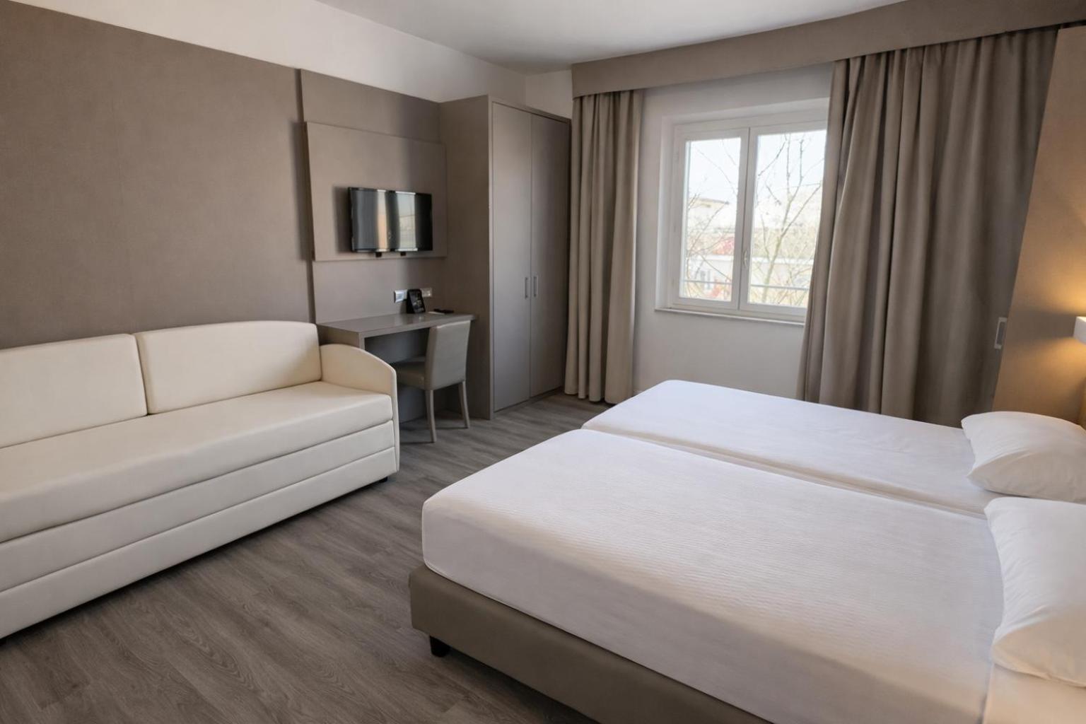 Superior Quadruple Room