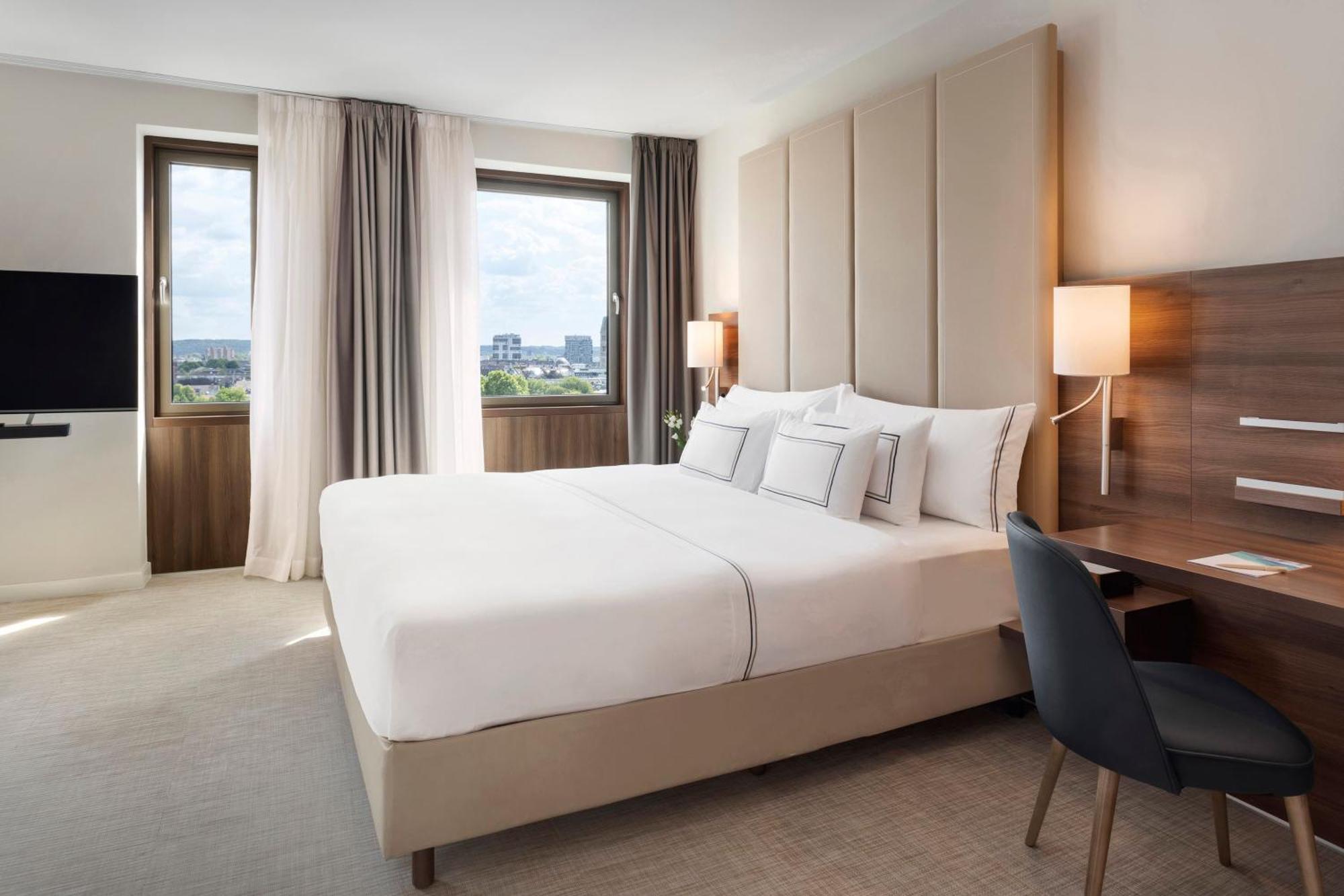The Level Junior Suite with Executive Lounge Access,1765821087:JPEG