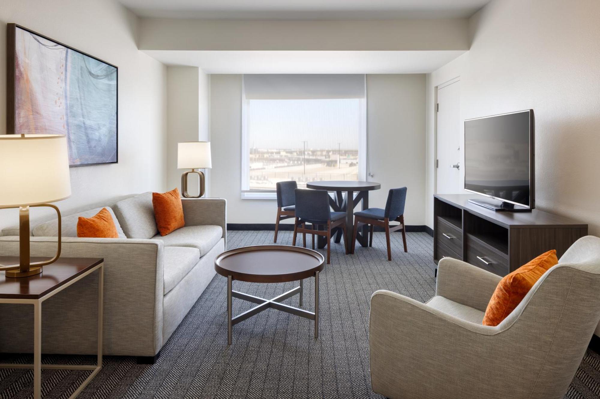 One-Bedroom Double Suite City View High Floor