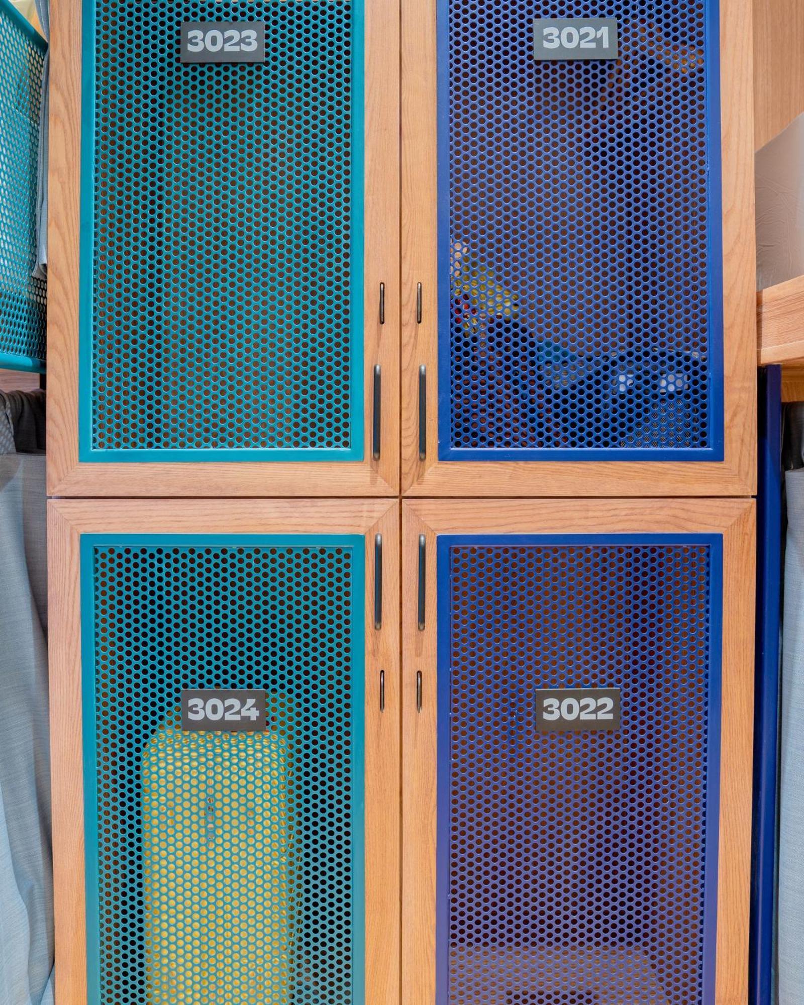 Bed 4-Bed Mixed Dormitory Room