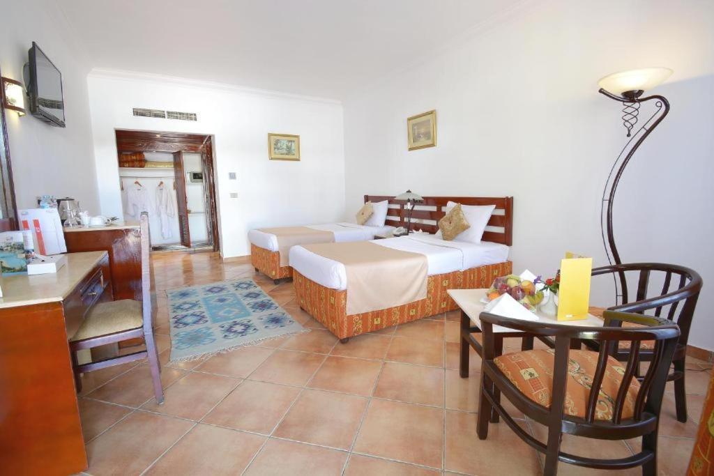 Verginia Triple Room
