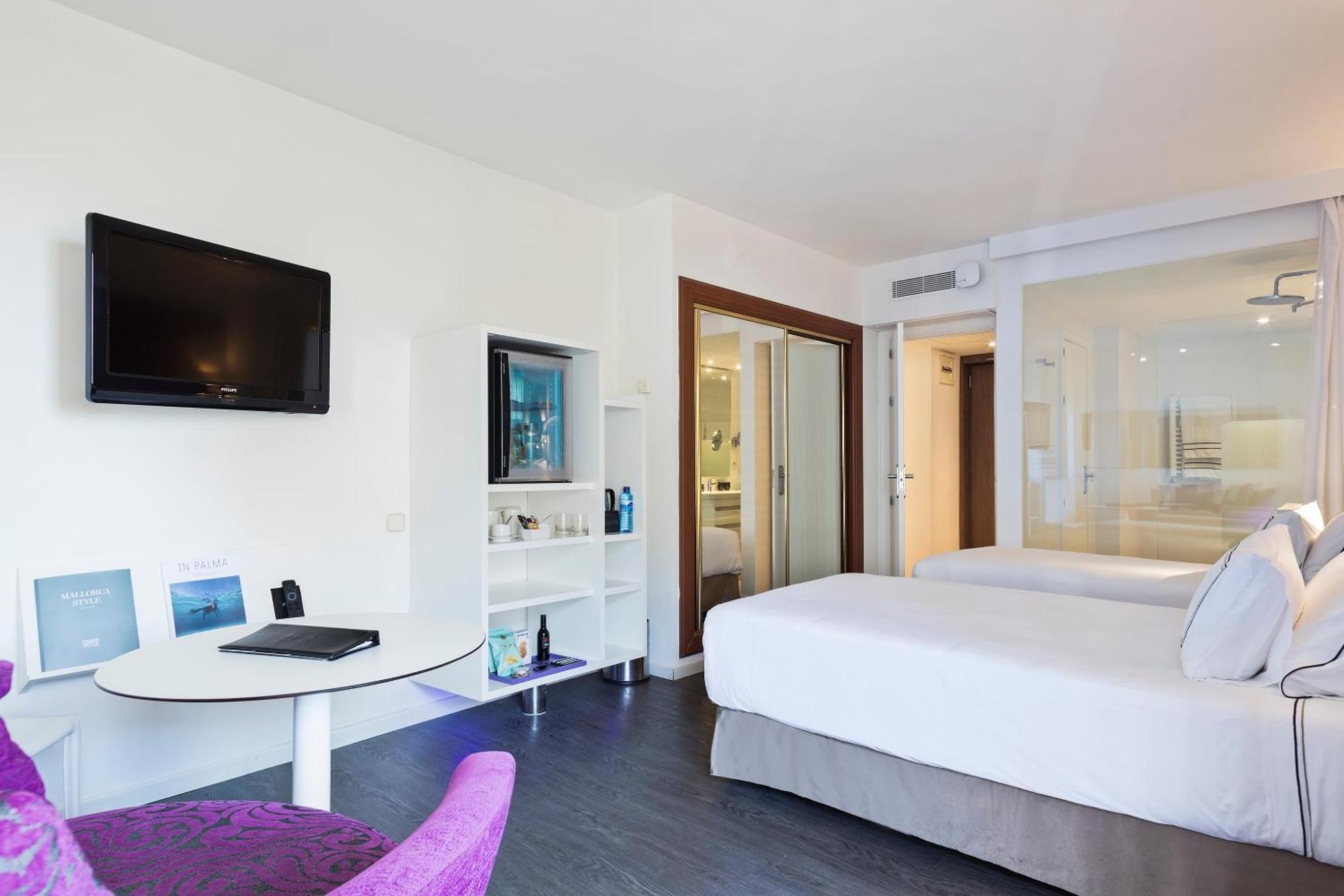 Premium Double or Twin Room,1765837781:JPEG