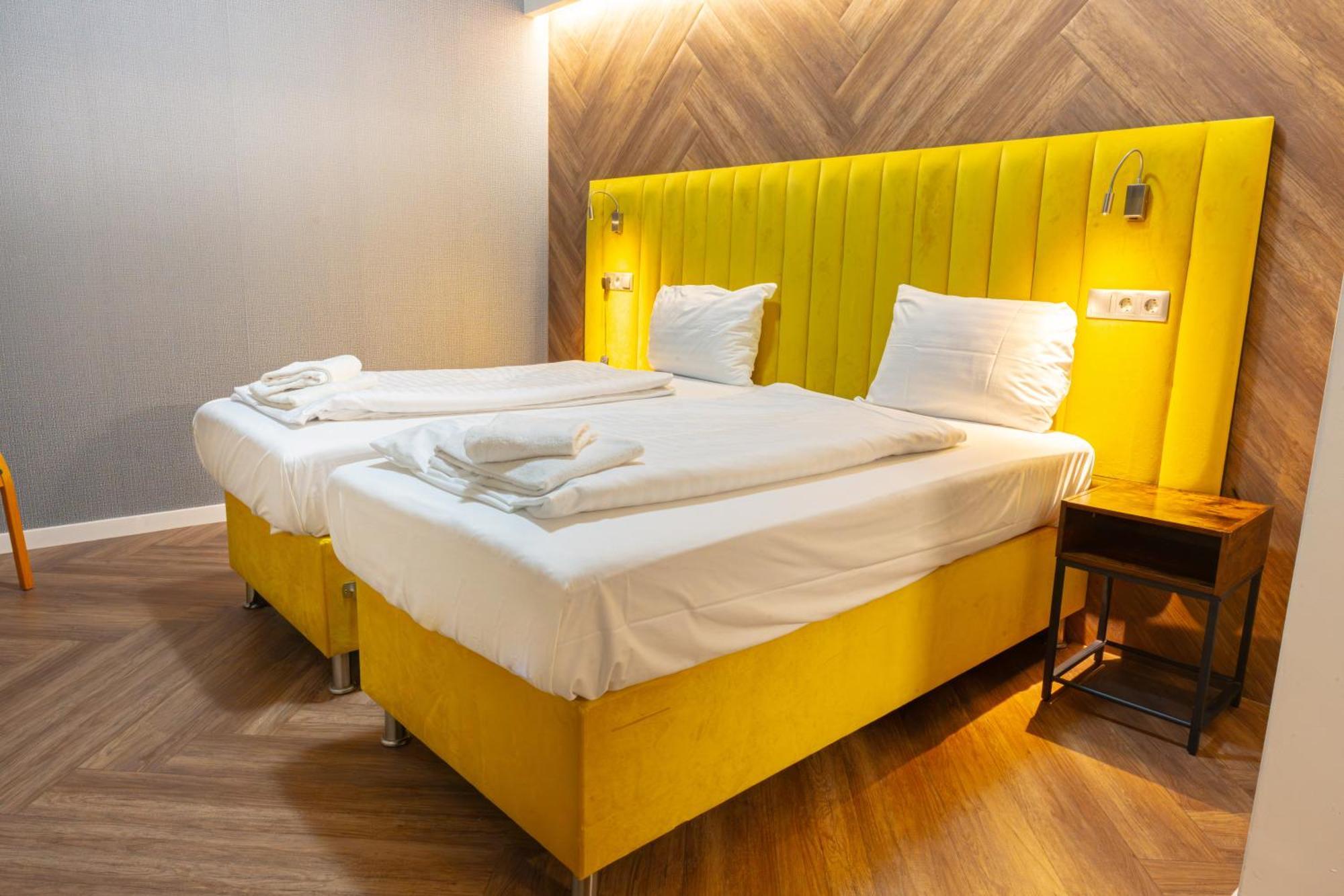 Double Room Extra Bed Street View