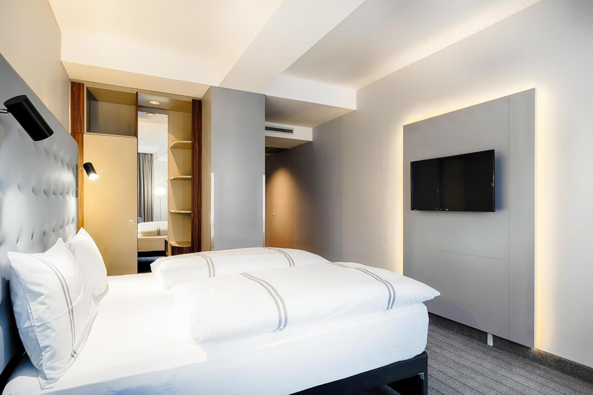 Standard Double or Twin Room,1772890199:JPEG