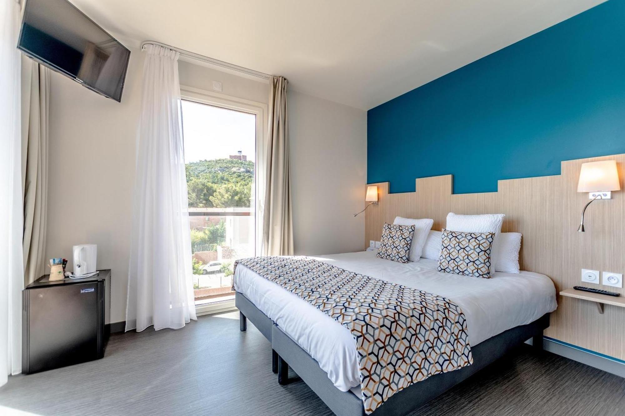 Superior Queen Room Balcony Higher Floor or Non-Smoking