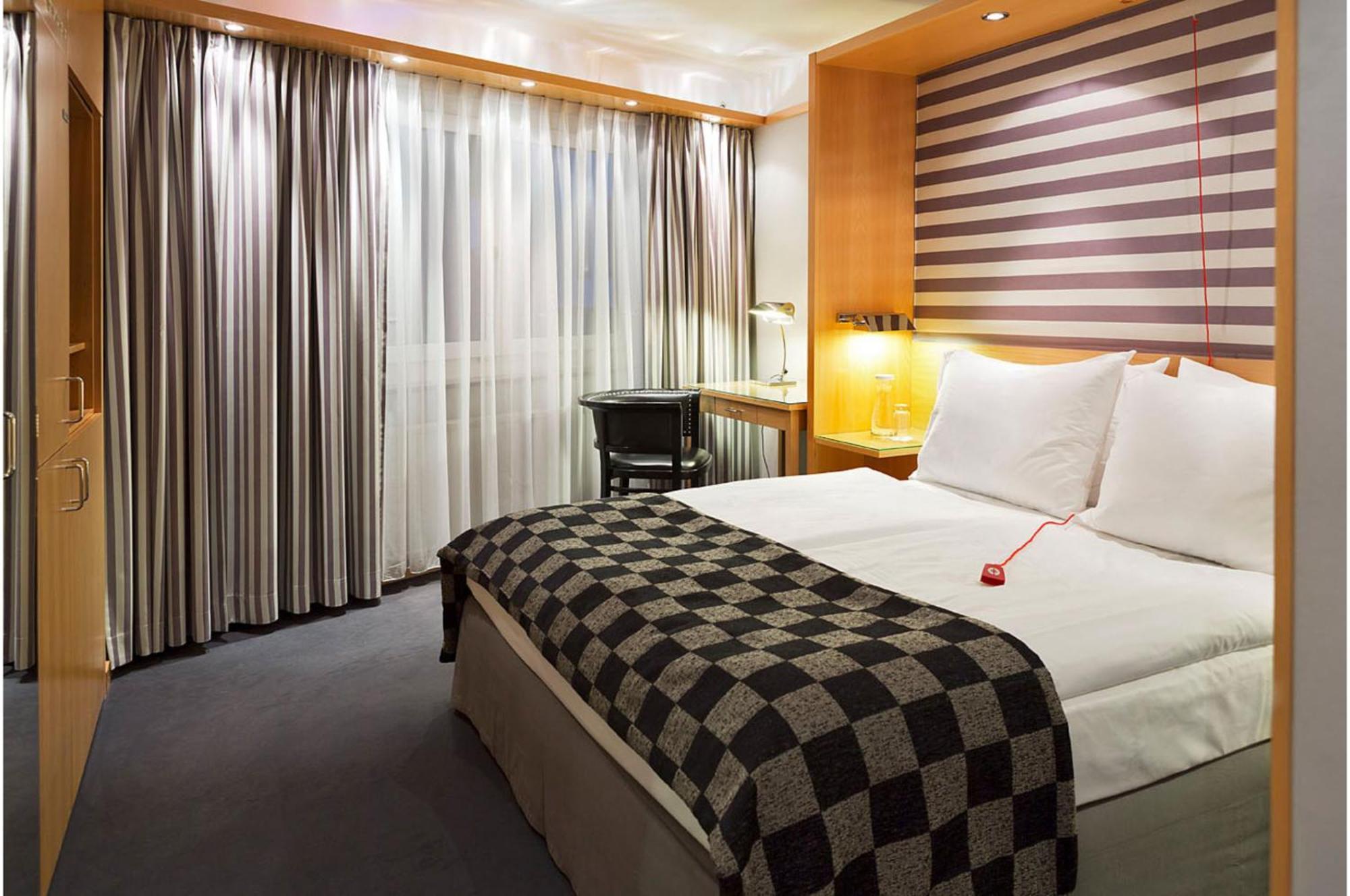 Queen Room Disability Access