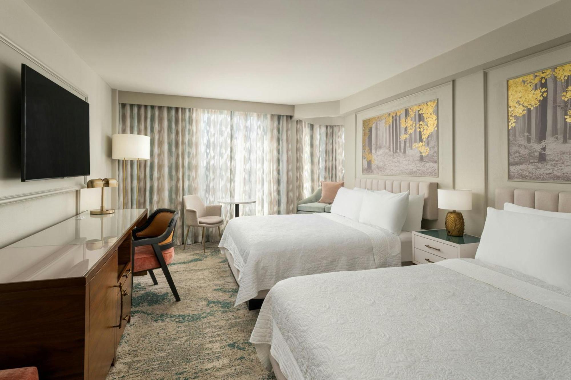 Tower Queen Room Two Queen Beds