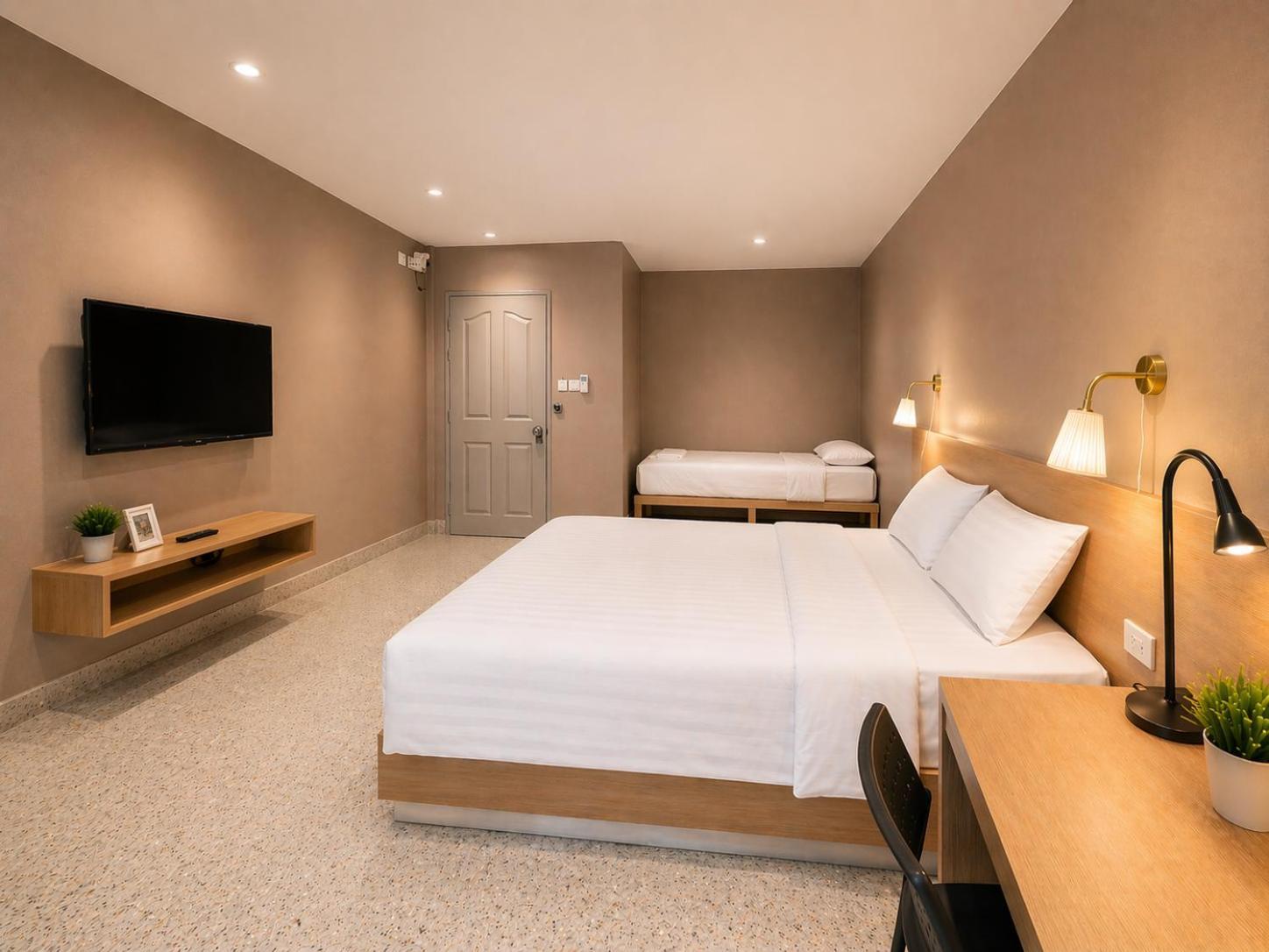 Superior Triple Room