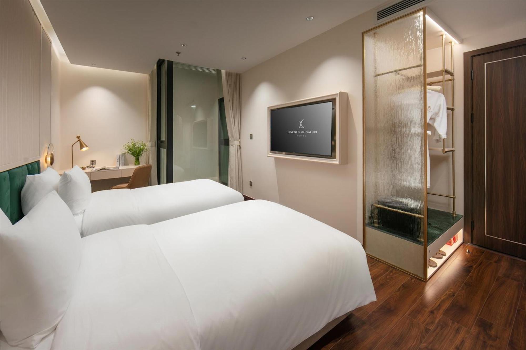 Grand Deluxe Room