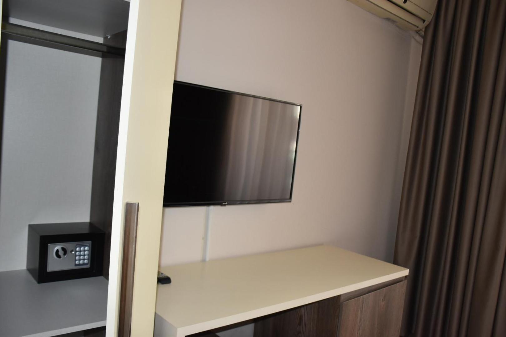 Double or Twin Room Balcony