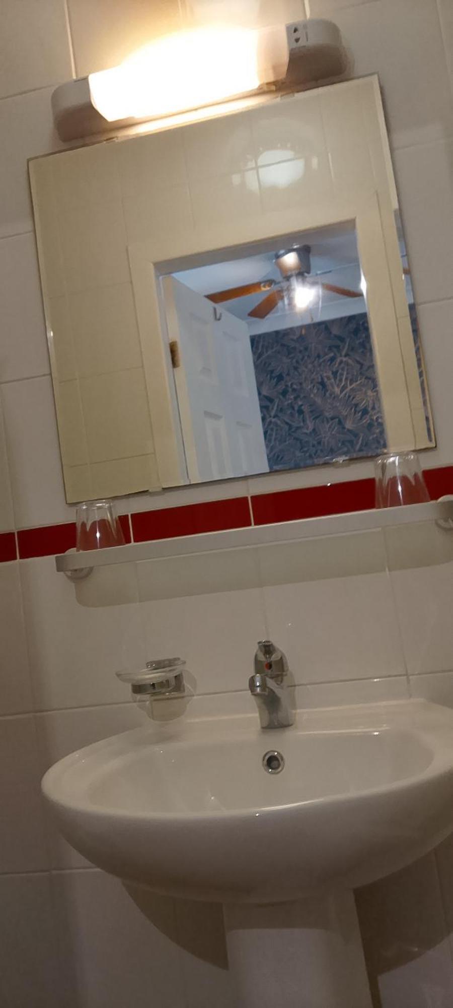 Double Room Private Bathroom