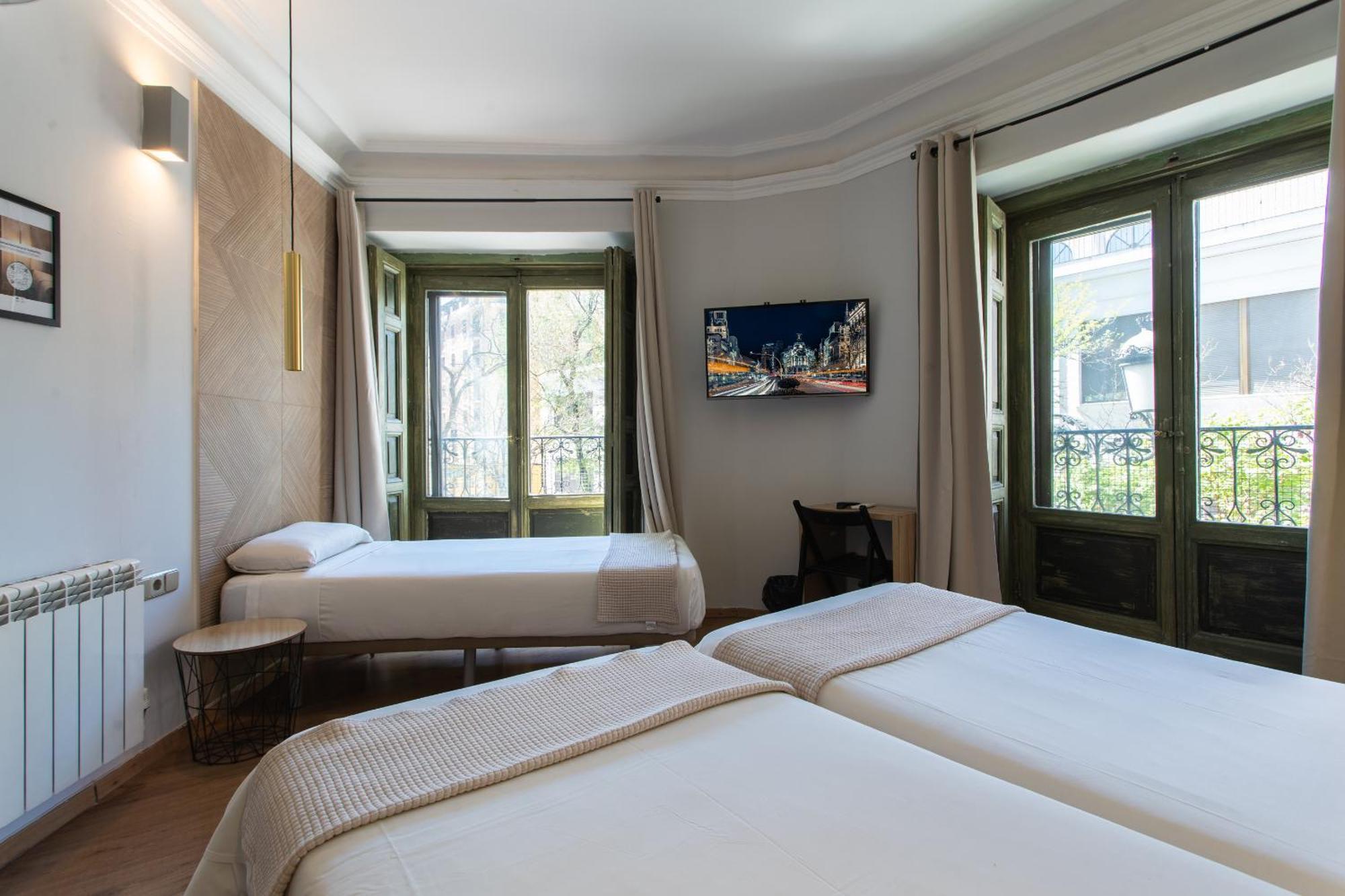Triple Room Balcony