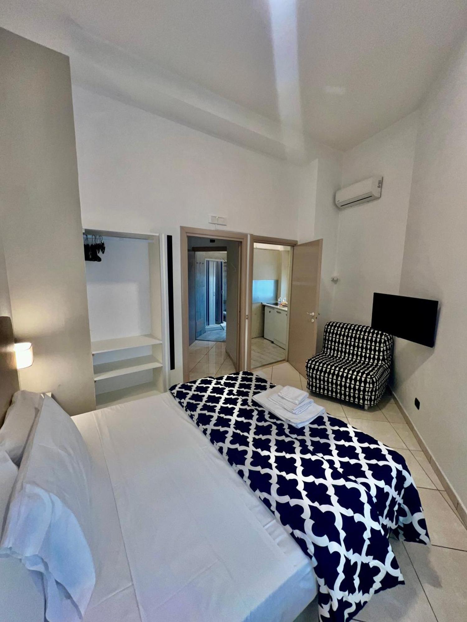 Deluxe Double Studio