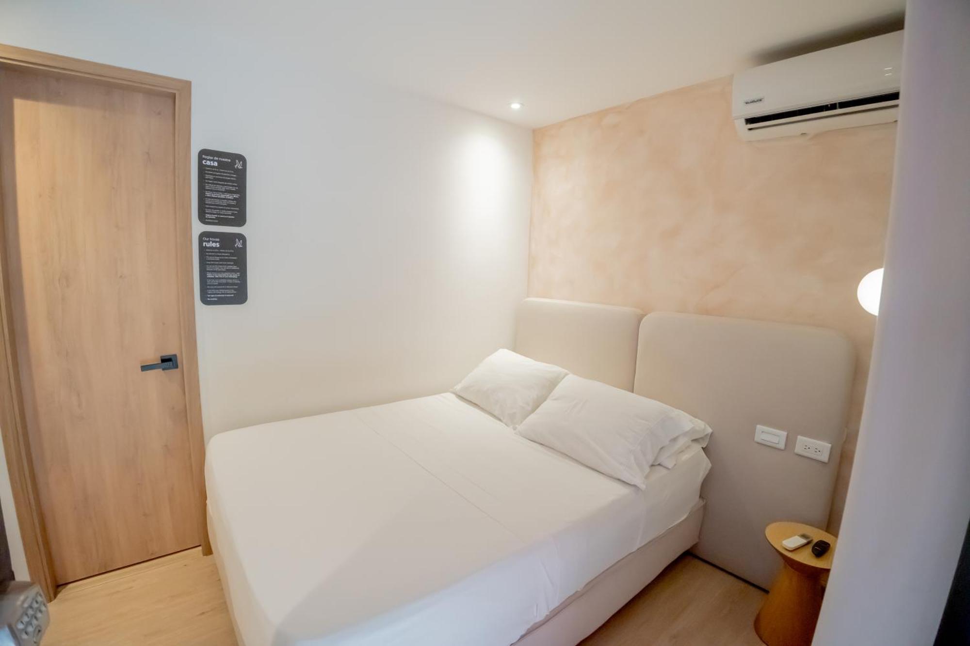 Standard Single Room Shower