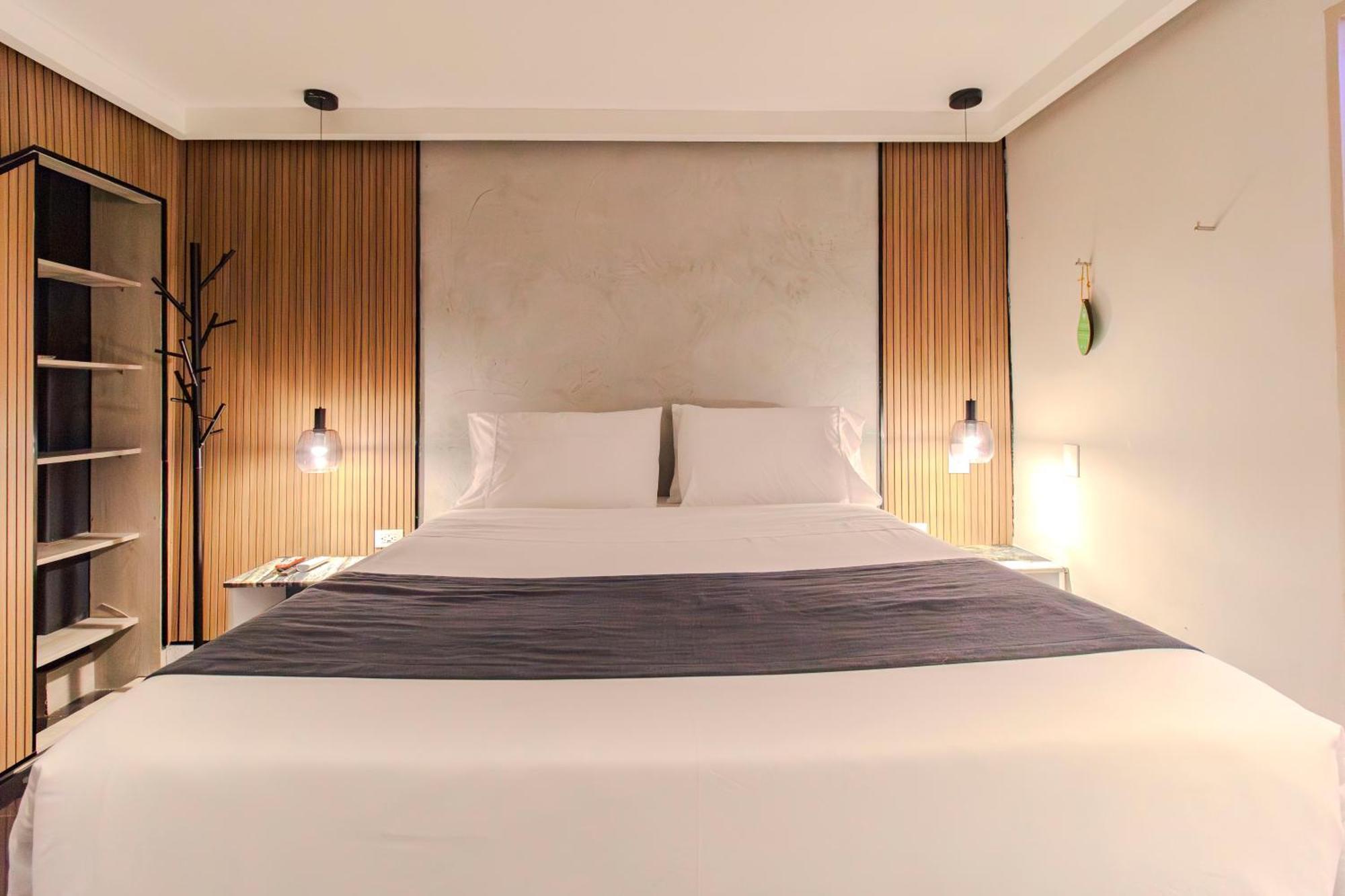 Three-Bedroom Apartment Private Pool